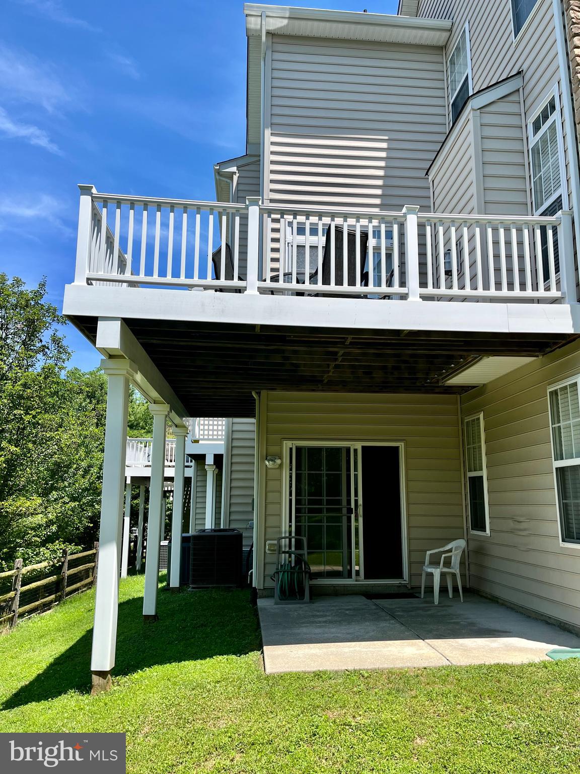 TAYLOR VILLAGE - Residential Lease