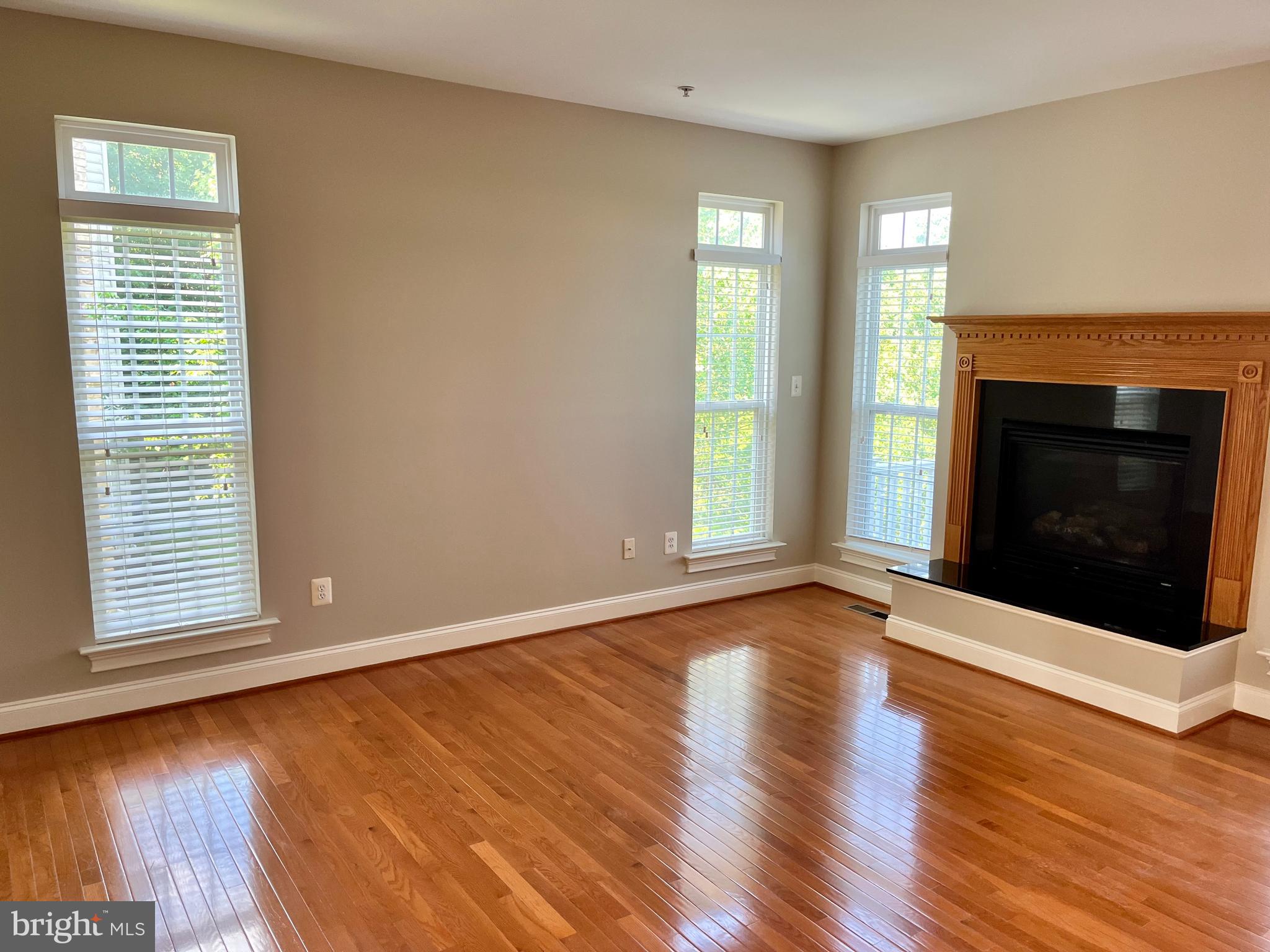 TAYLOR VILLAGE - Residential Lease