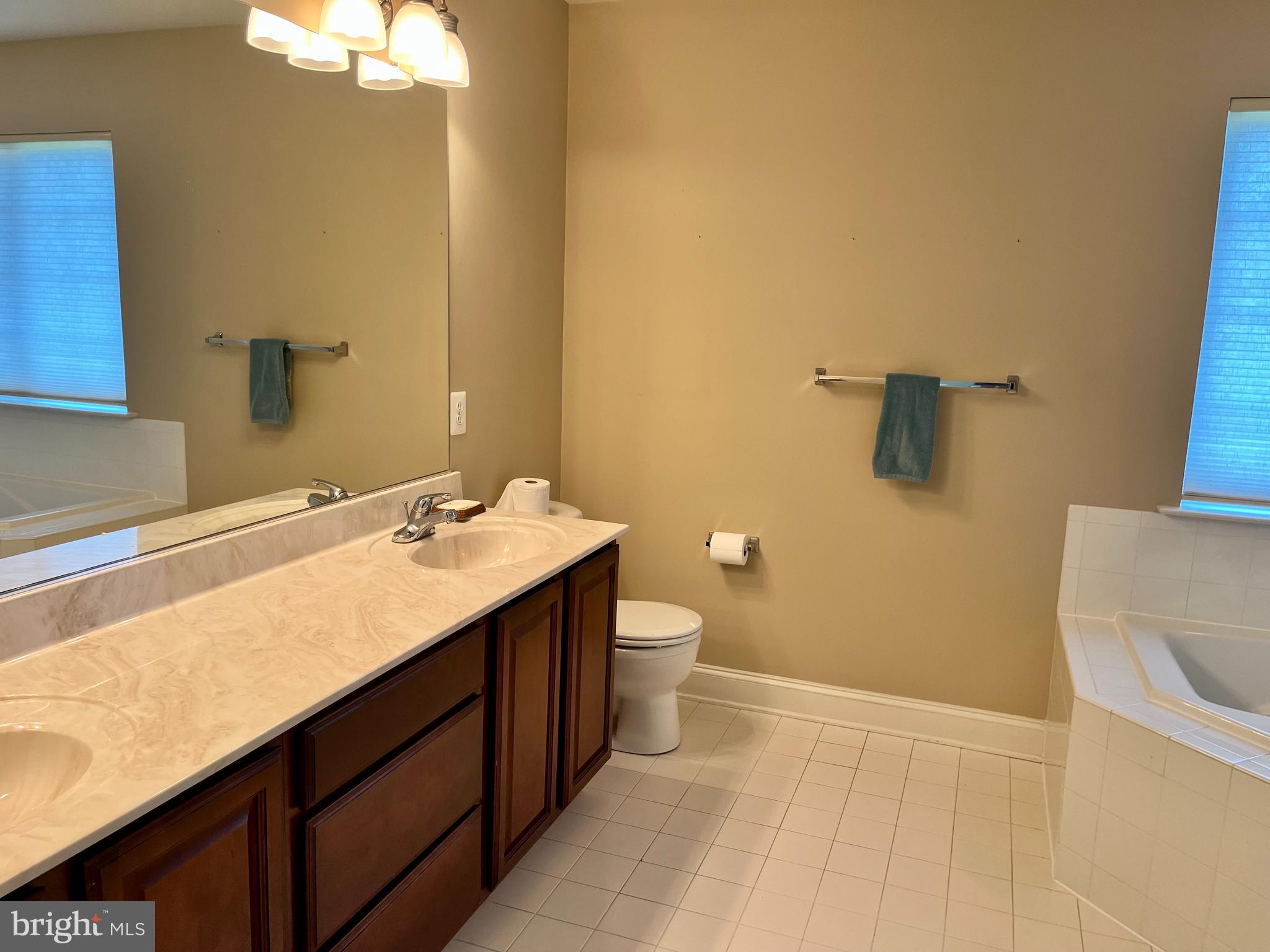 TAYLOR VILLAGE - Residential Lease