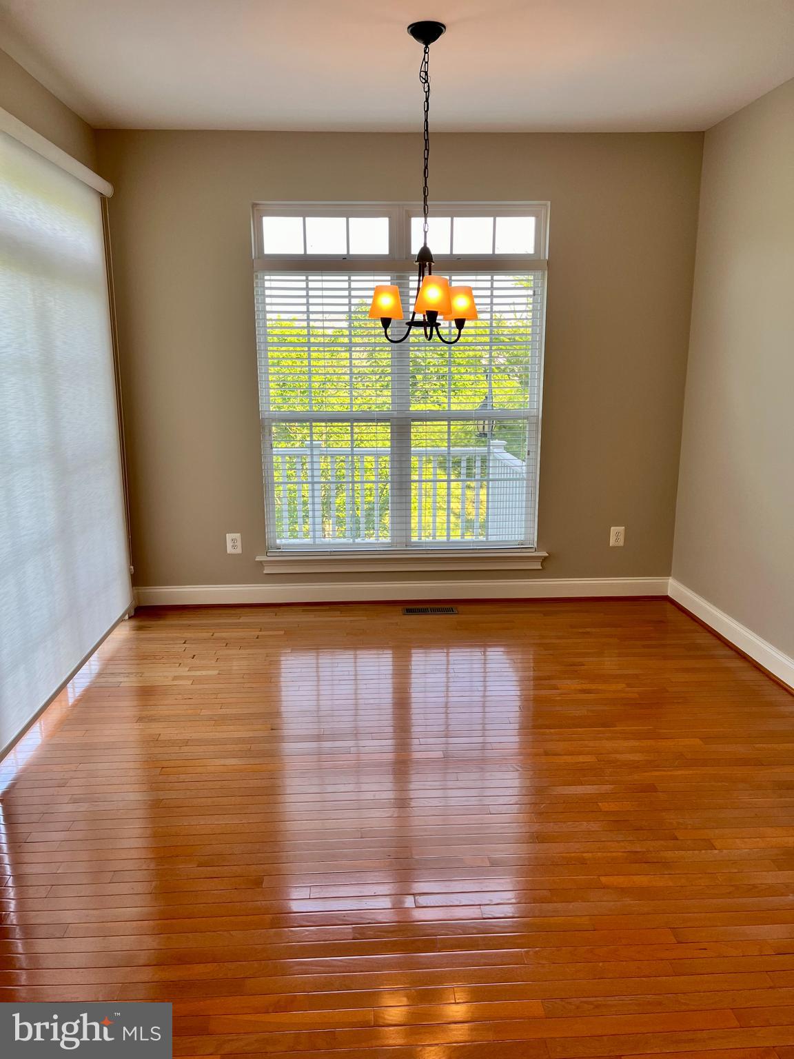 TAYLOR VILLAGE - Residential Lease