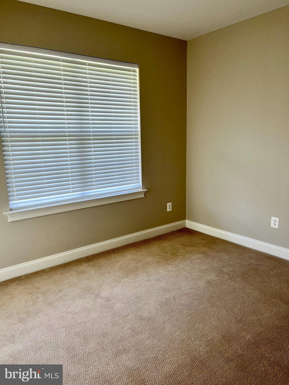 TAYLOR VILLAGE - Residential Lease