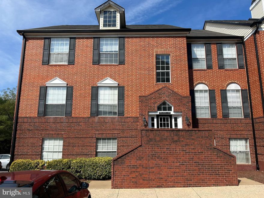 Property Address: 660 Gateway Dr SE #103, Leesburg, VA 20175
Neighborhood: BROOKMEADE CONDO
Availability Date: 9/19/2025
Monthly Rent: $1,990.00
Utilities Included: HOA/Condo Fee, Parking, Sewer, Trash Removal, Water
Tenant Responsible For: Electricity, Fireplace/Flue Cleaning, Frozen Waterpipe Damage, Gas, Light Bulbs/Filters/Fuses/Alarm Care, Residents Benefits Package
Square Footage: 1,016 Square Feet

Nice 2 bedroom, 2 bath condo located on the top level. Wood burning fireplace, full size washer and dryer, balcony, one assigned parking spot and community pool. Rent includes water and condo fee. Tenant pays rent, gas, electric, and $35 month resident fee.


Building/Unit Amenities: Pool - Outdoor
Bedrooms: Two Bedroom
Bathrooms: Two Bathroom
Deposit: Equal To One Month's Rent
Application Fee: $52 Per Person
Resident Benefit Package: $35 per month (Please speak with one of our leasing agents for more information)
Parking: Parking Lot, Assigned, Limited Common Elements
Pets: Yes! Case by Case --$30 Pet Screening Fee--Nominal Monthly Pet Rent
Move In Fee: Tenants Responsible for all Move In Fees