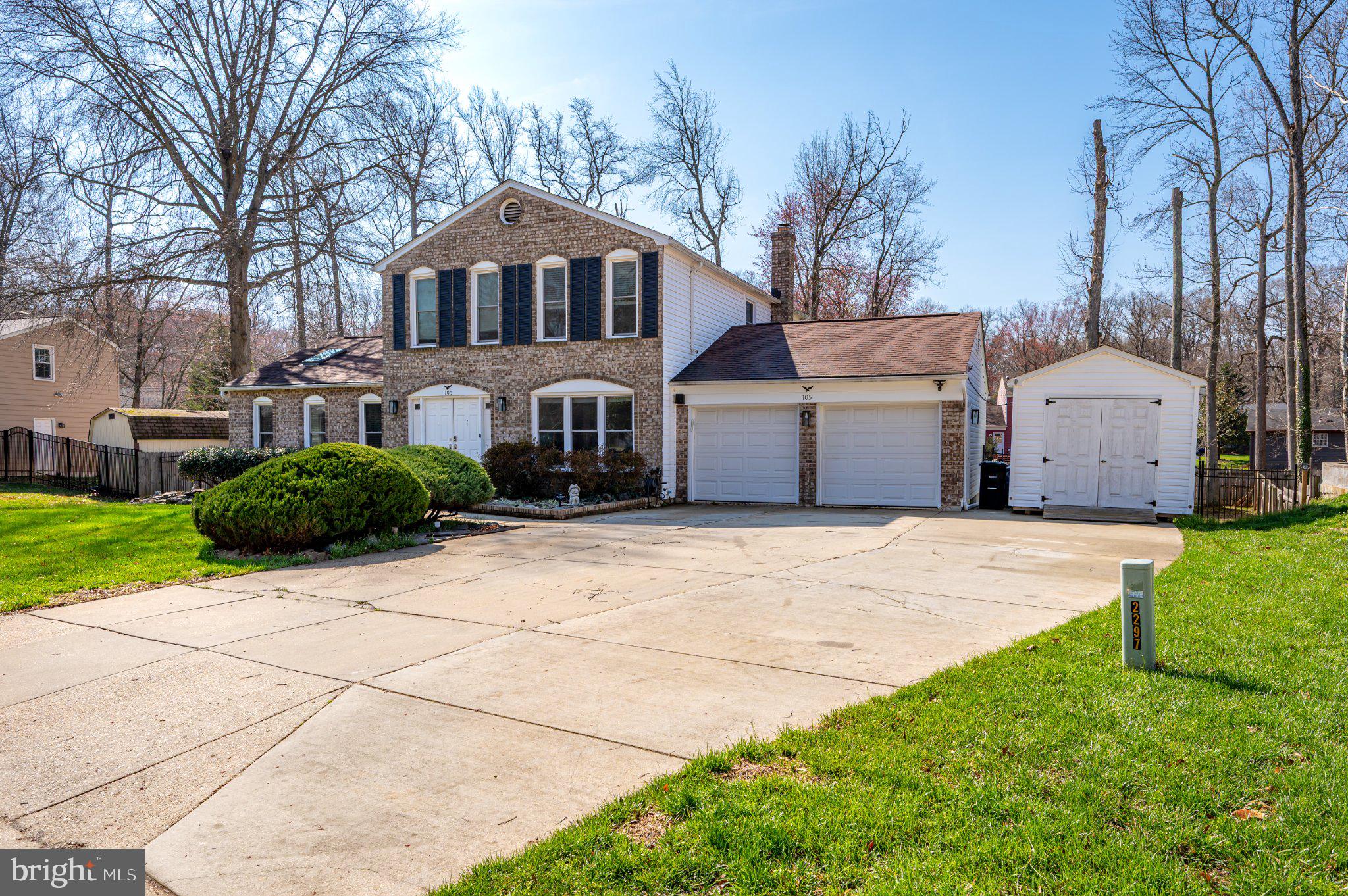 105 SAINT ANDREWS DRIVE E