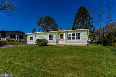 96 Fifth Avenue, Fayetteville, PA MLS: PAFL2026798