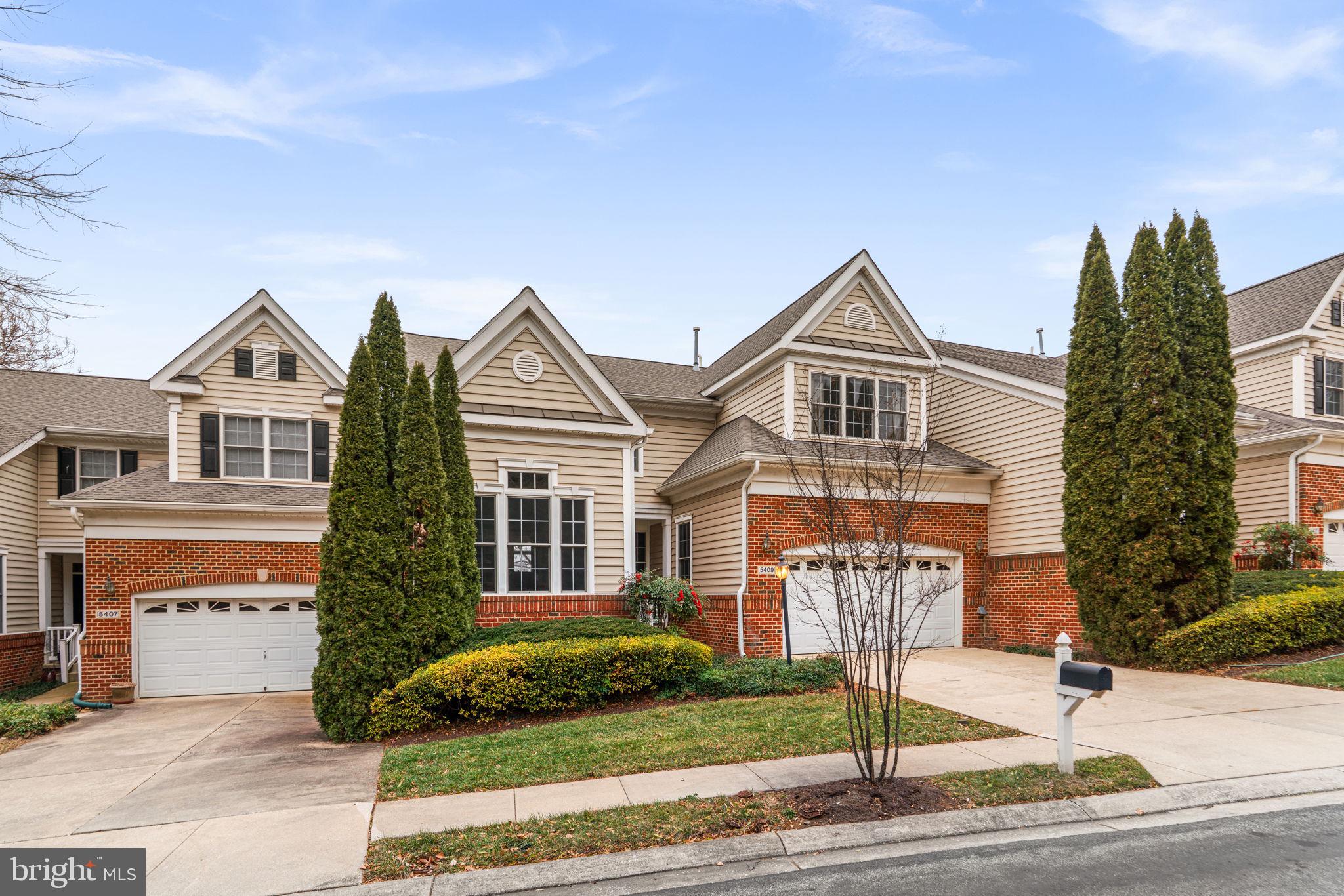 HIDDEN BLUFF - Residential