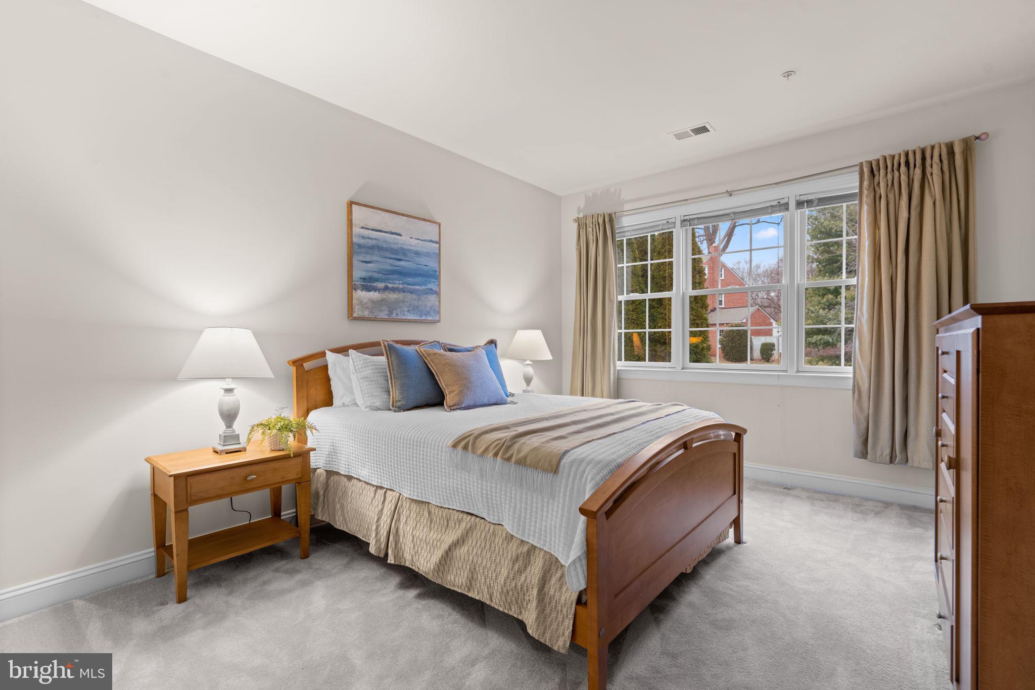 HIDDEN BLUFF - Residential