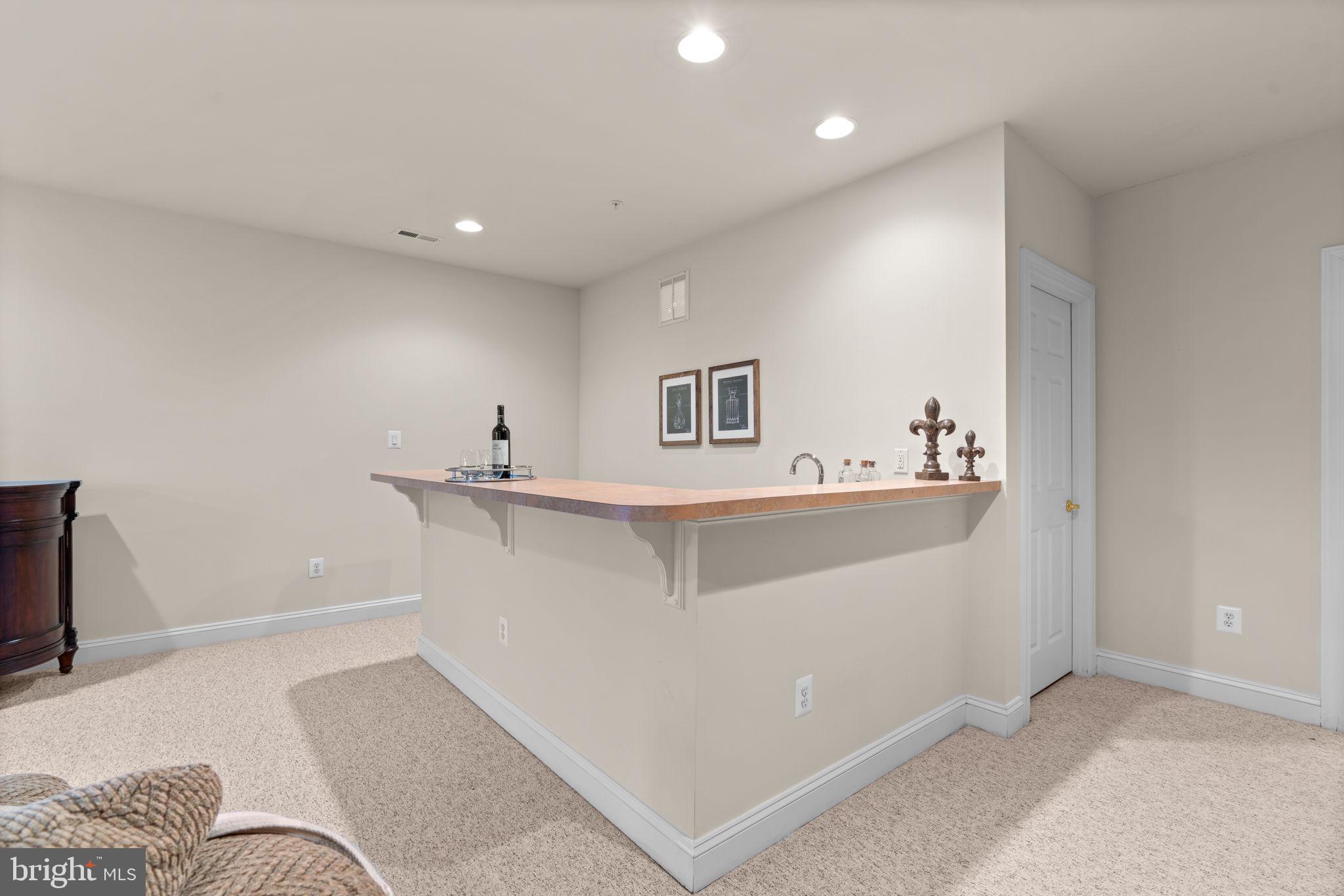 HIDDEN BLUFF - Residential