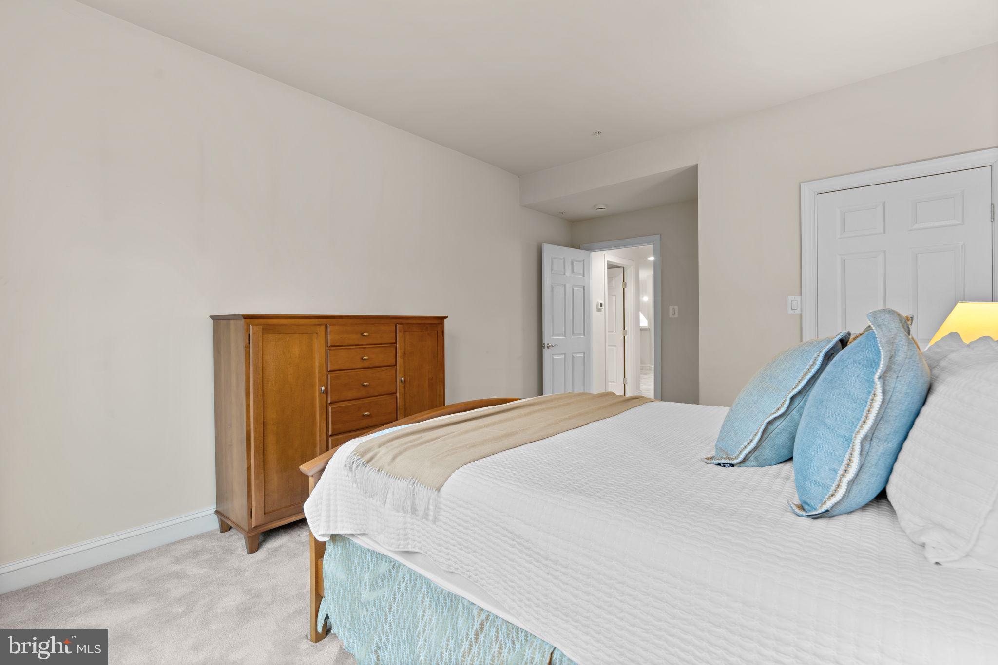 HIDDEN BLUFF - Residential