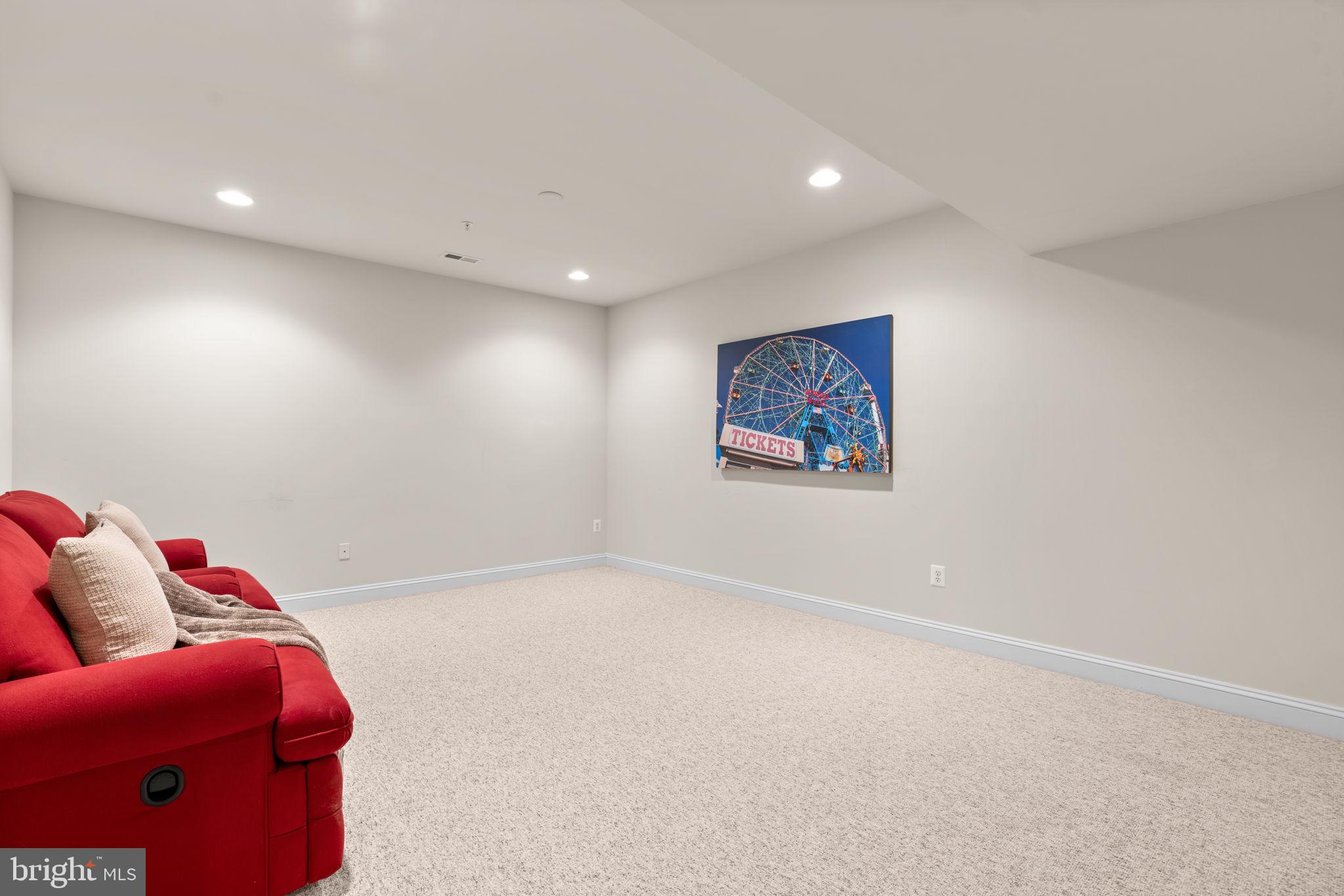 HIDDEN BLUFF - Residential