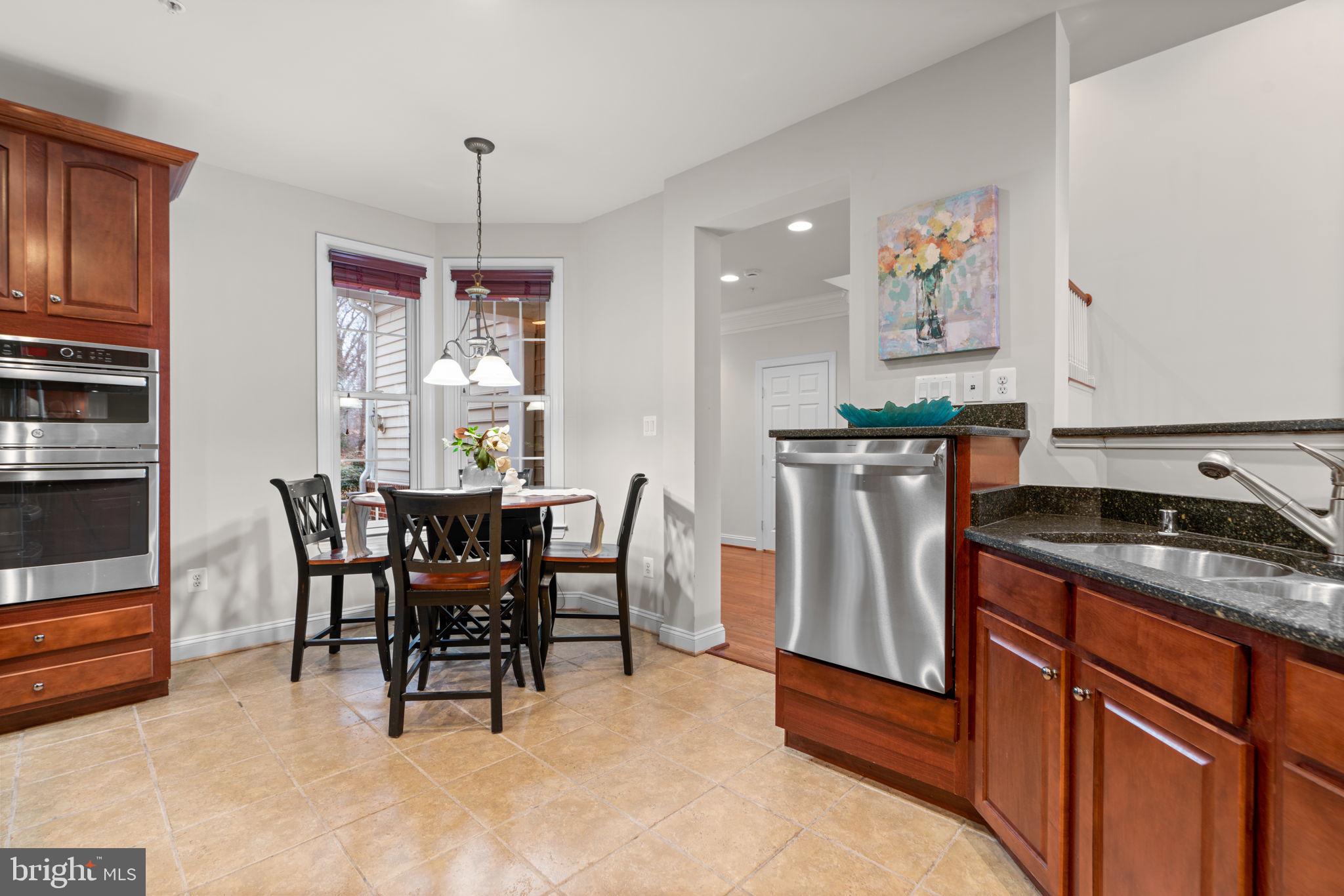 HIDDEN BLUFF - Residential