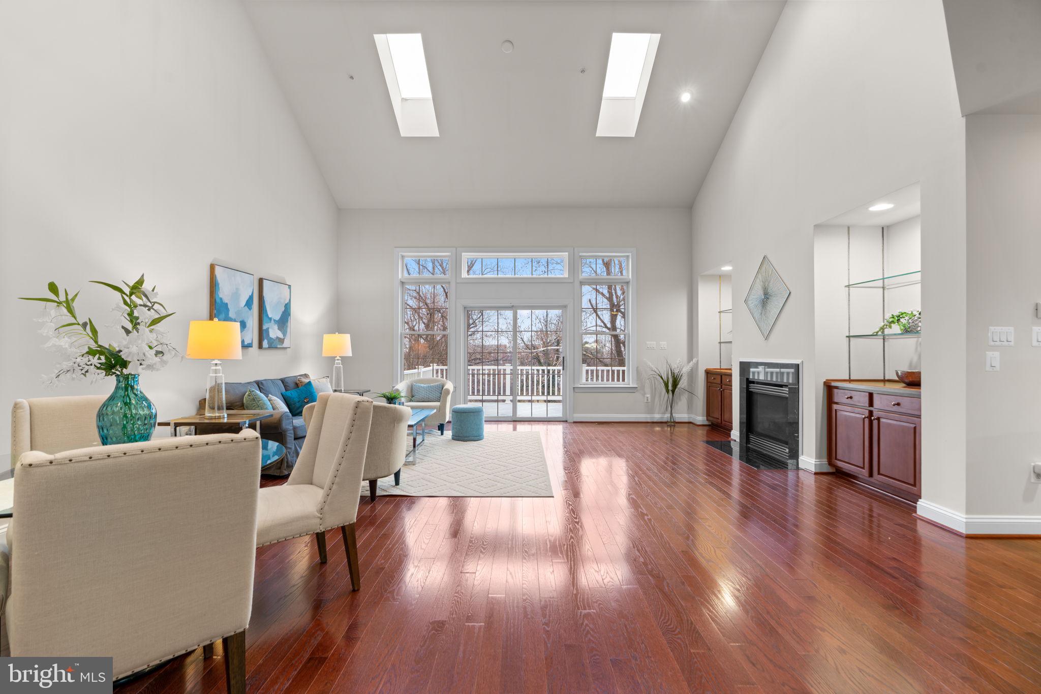 HIDDEN BLUFF - Residential