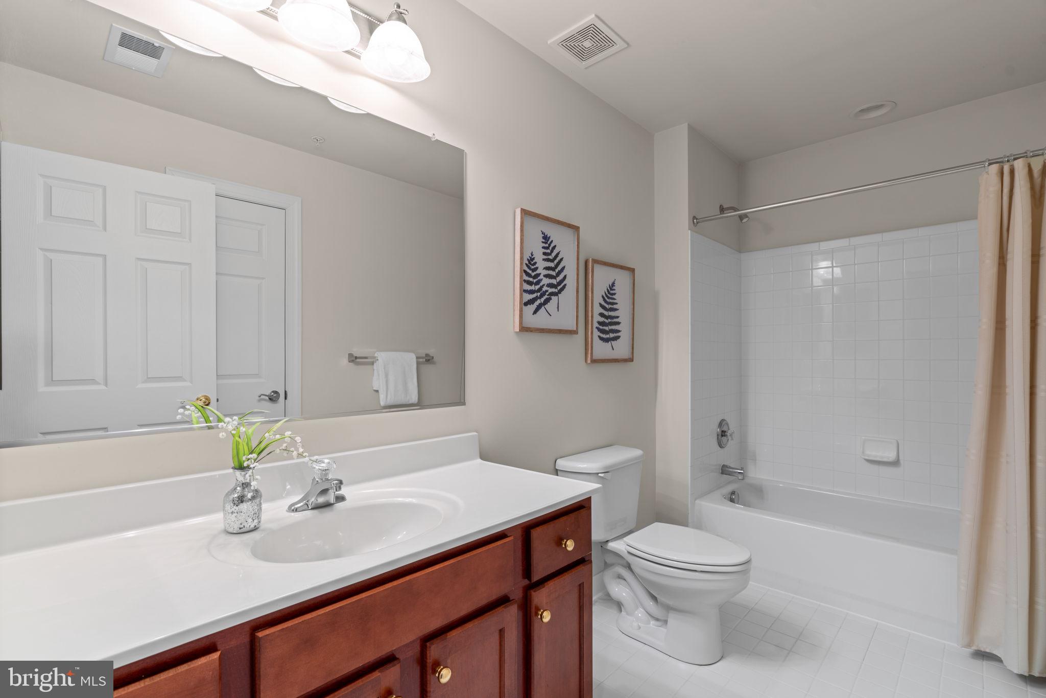 HIDDEN BLUFF - Residential