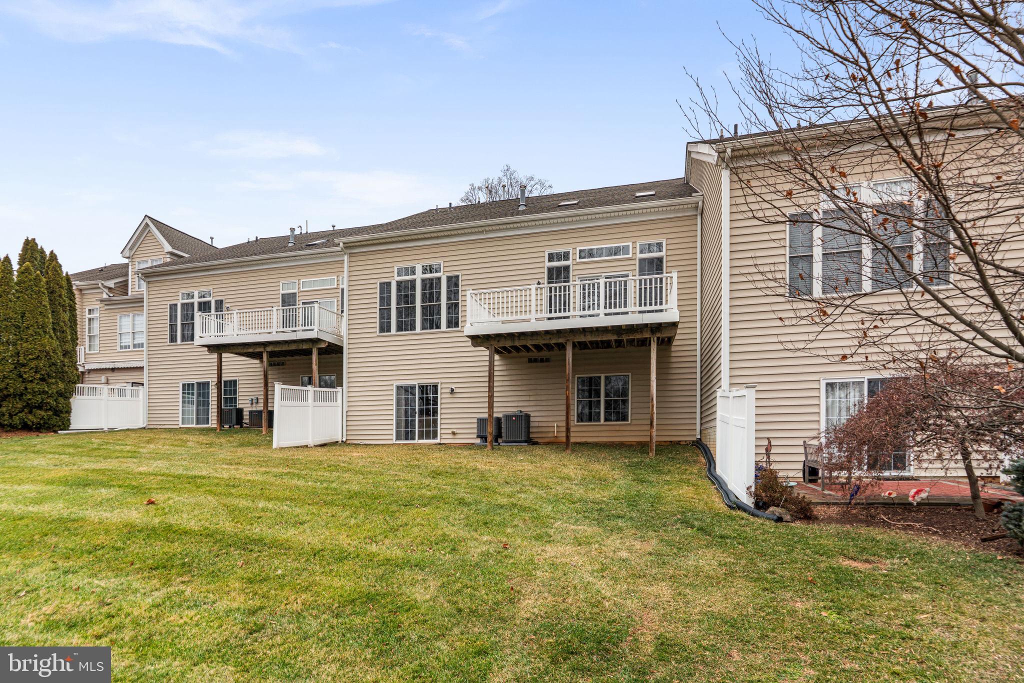 HIDDEN BLUFF - Residential