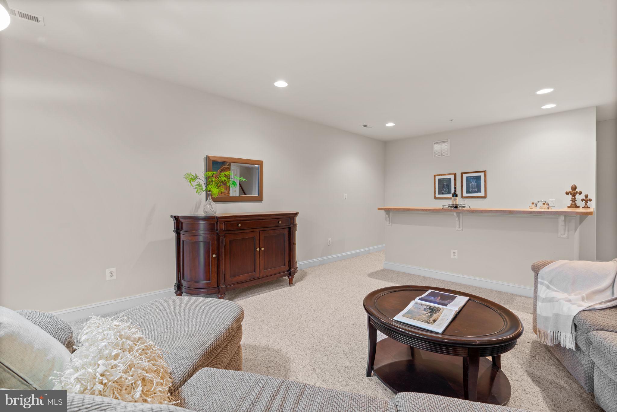 HIDDEN BLUFF - Residential