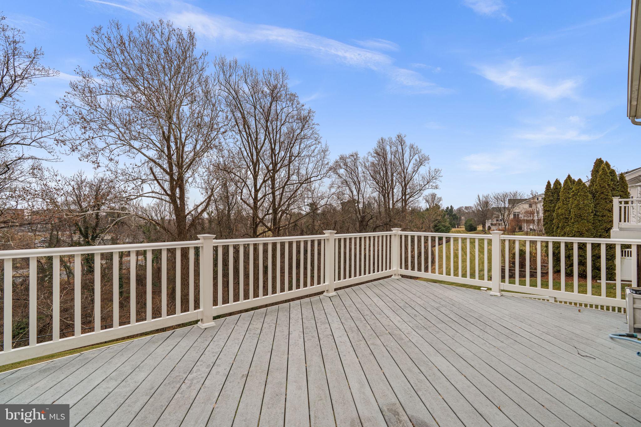 HIDDEN BLUFF - Residential