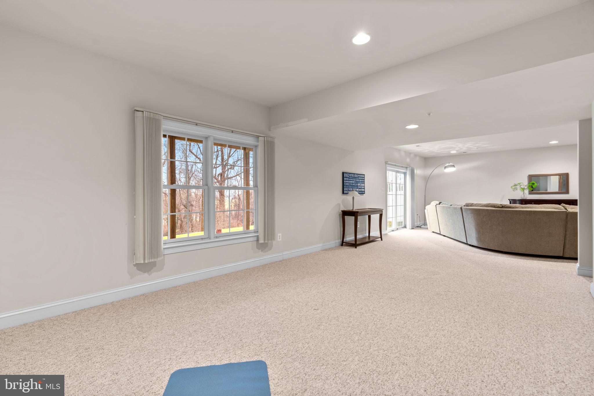 HIDDEN BLUFF - Residential