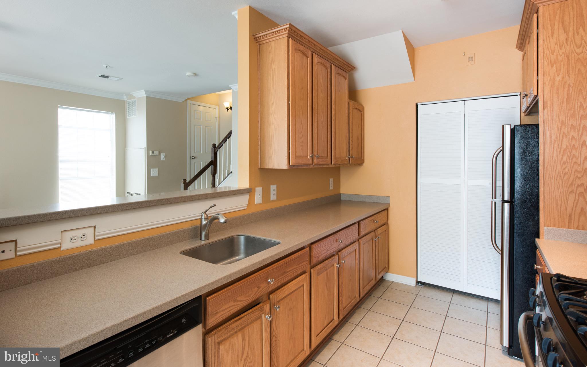 FOX MILL STATION - Residential