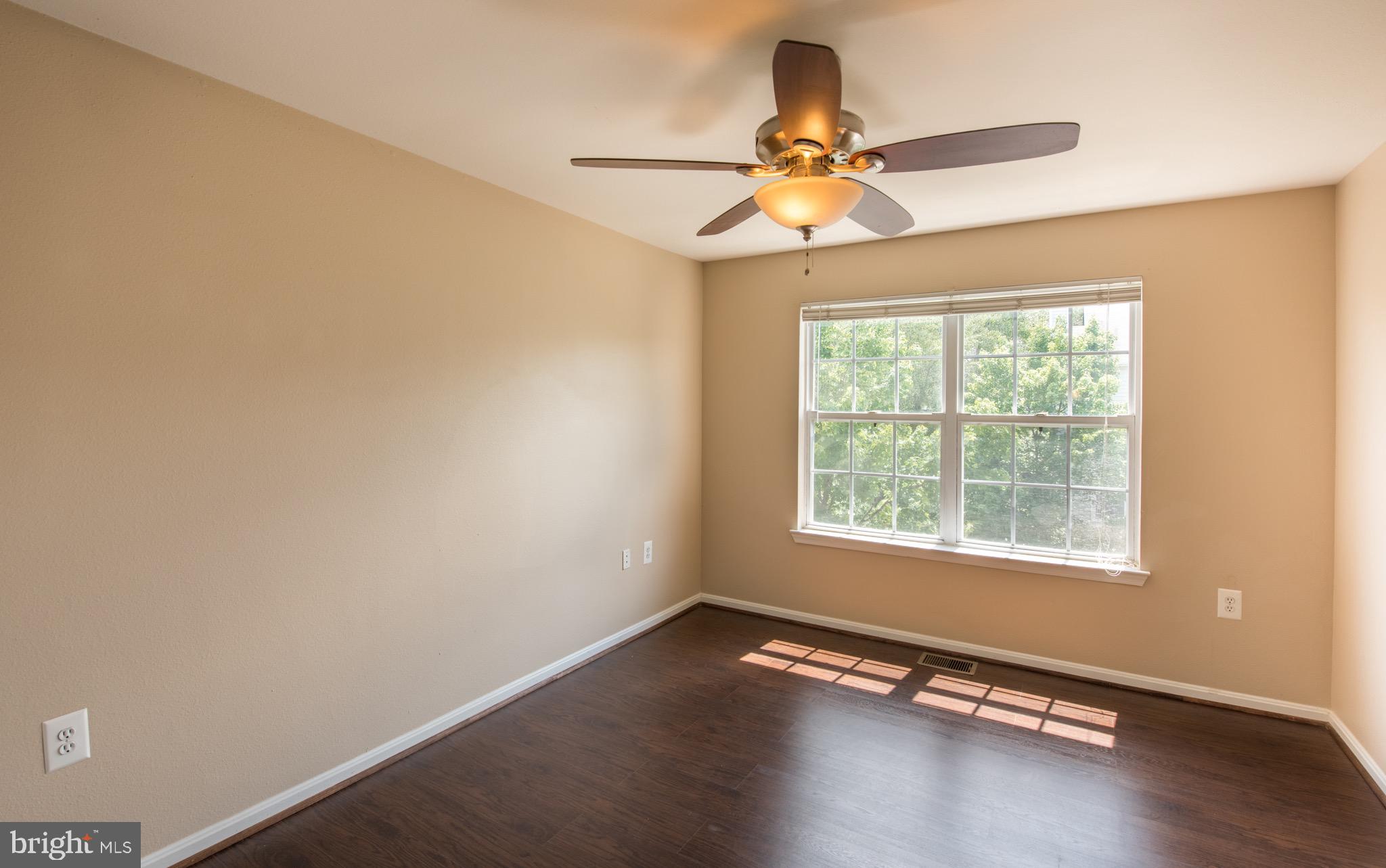 FOX MILL STATION - Residential