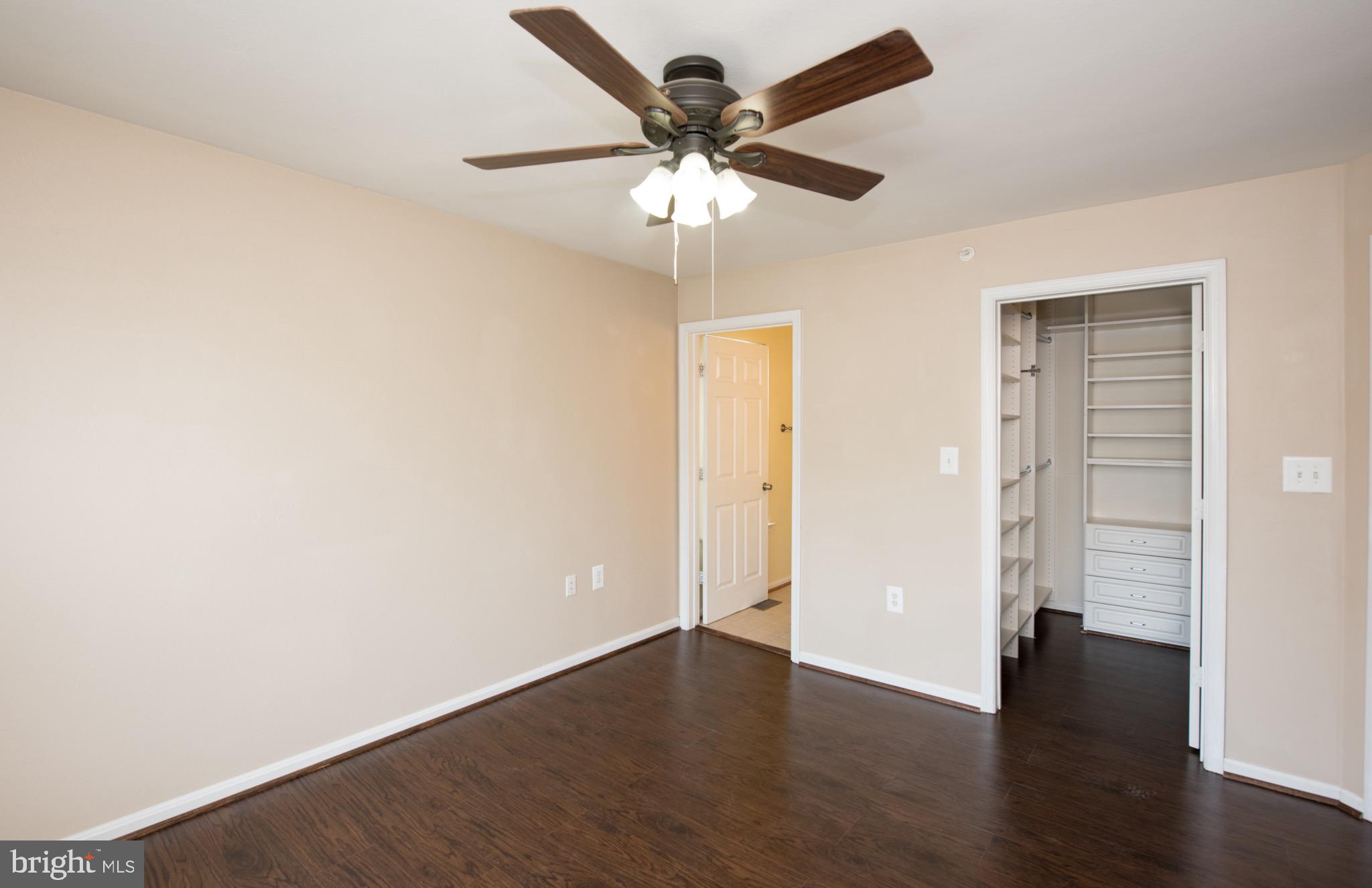 FOX MILL STATION - Residential