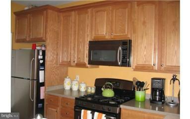 FOX MILL STATION - Residential