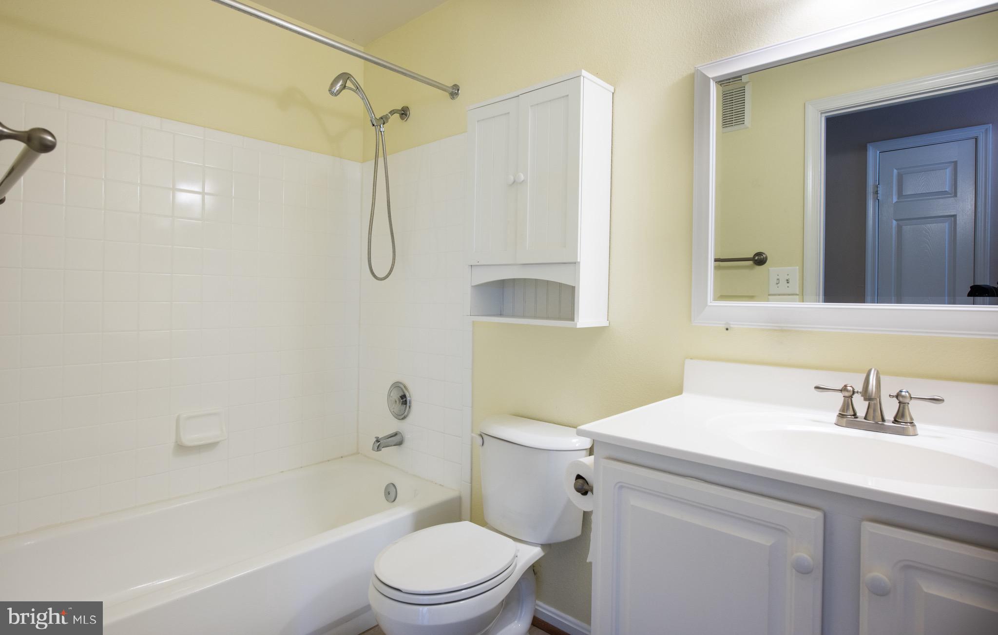 FOX MILL STATION - Residential