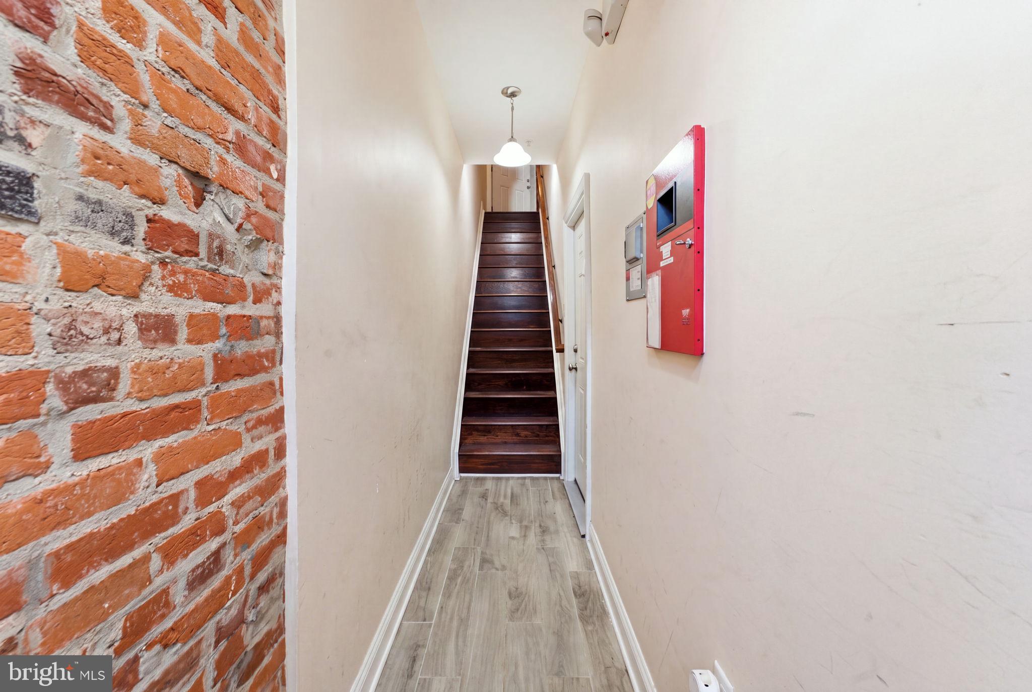 1819 CHRISTIAN STREET
