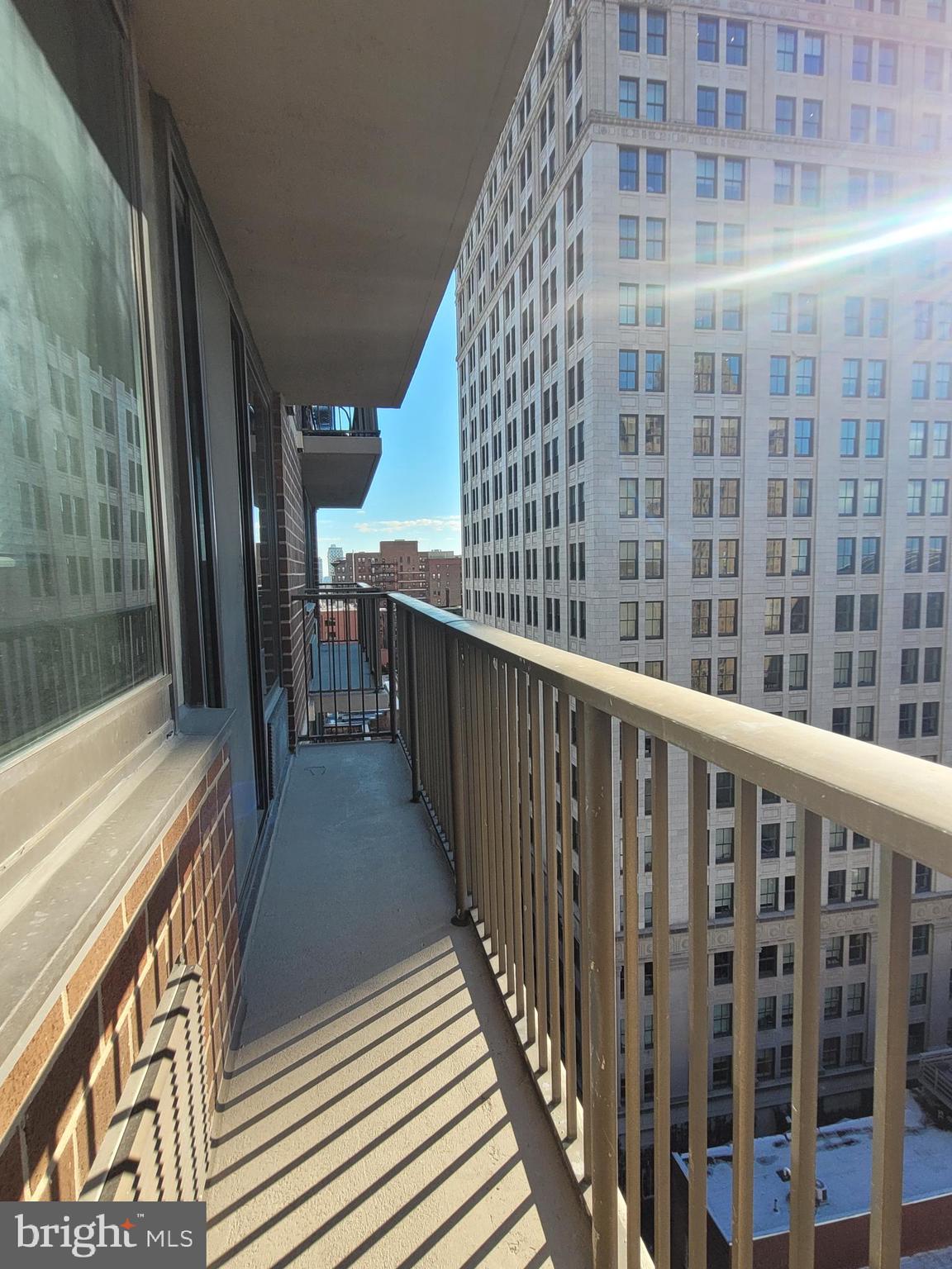 AVENUE OF THE ARTS - Residential