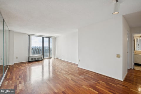 Condo For Sale - 1420 Locust Street #14P<br/> PHILADELPHIA, PA 19102
