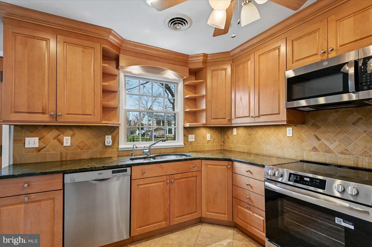 1266 SEABRIGHT DRIVE