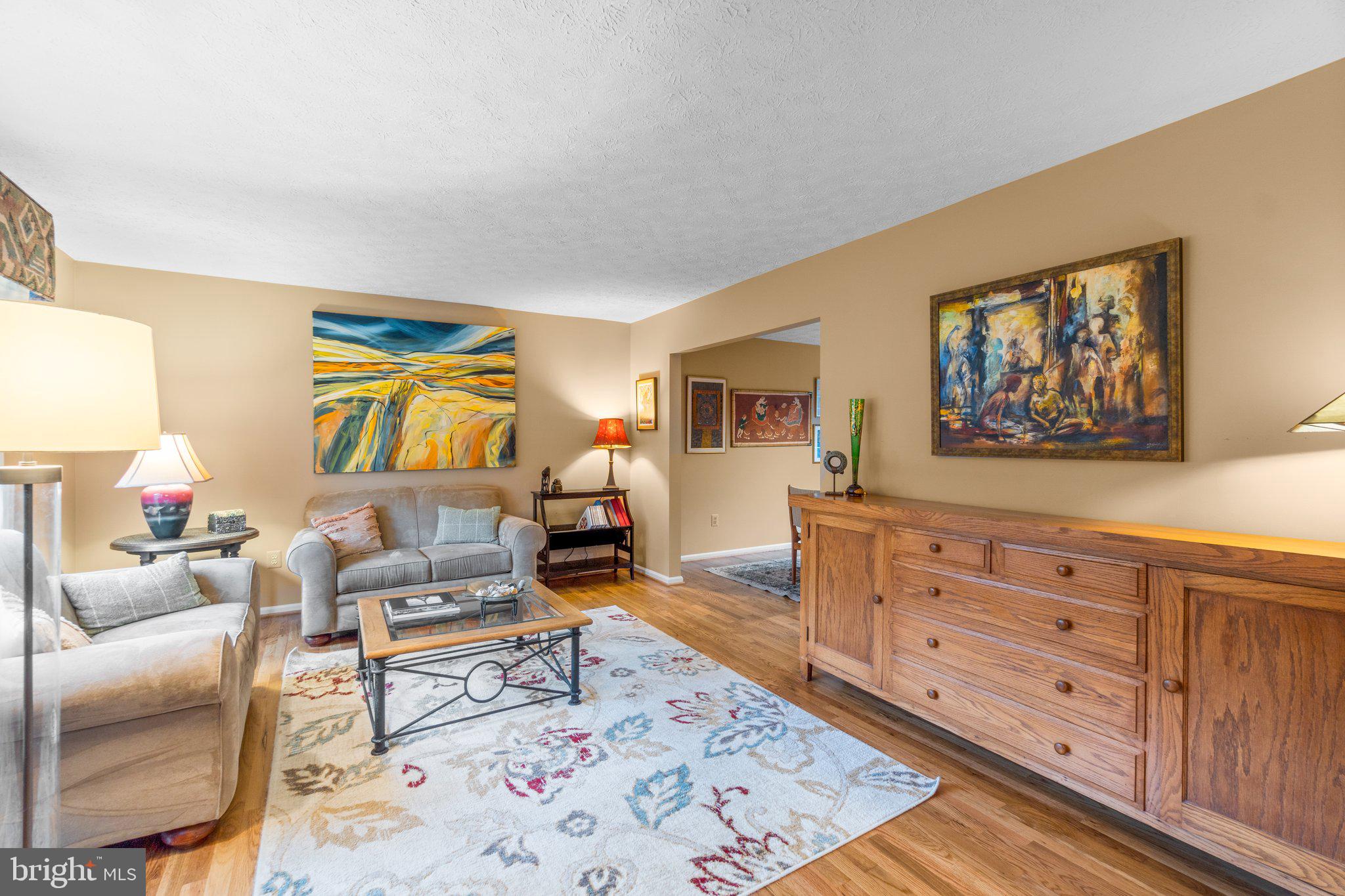 6 BIEHL COURT