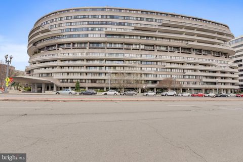 Photo of 2500 Virginia Ave NW Avenue NW #210-S, WASHINGTON, DC 20037 (MLS # DCDC2228460) Photo of 2500 Virginia Ave NW Avenue NW #210-S, WASHINGTON, DC 20037 (MLS # DCDC2228460)