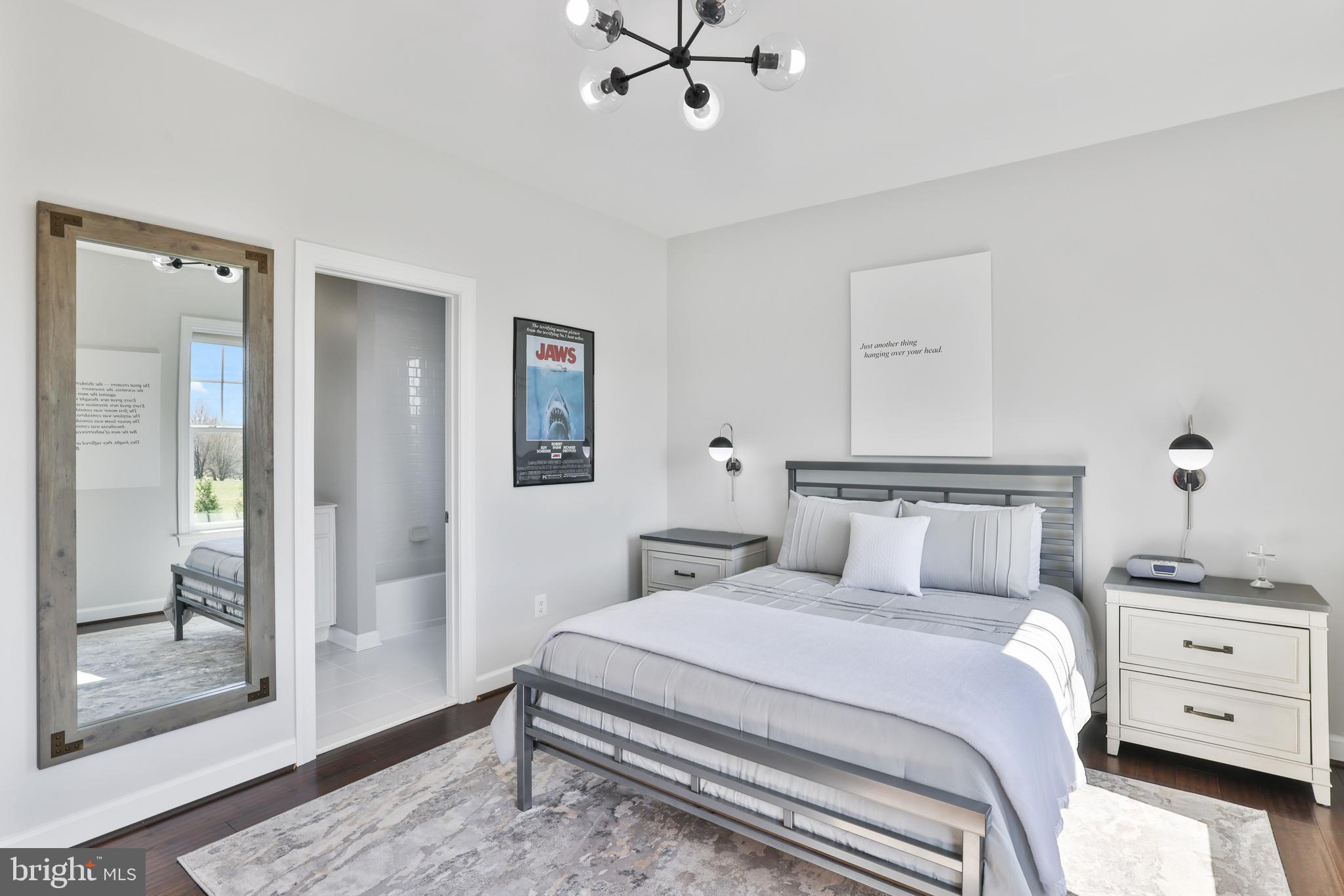 VILLAGE CASE - Residential