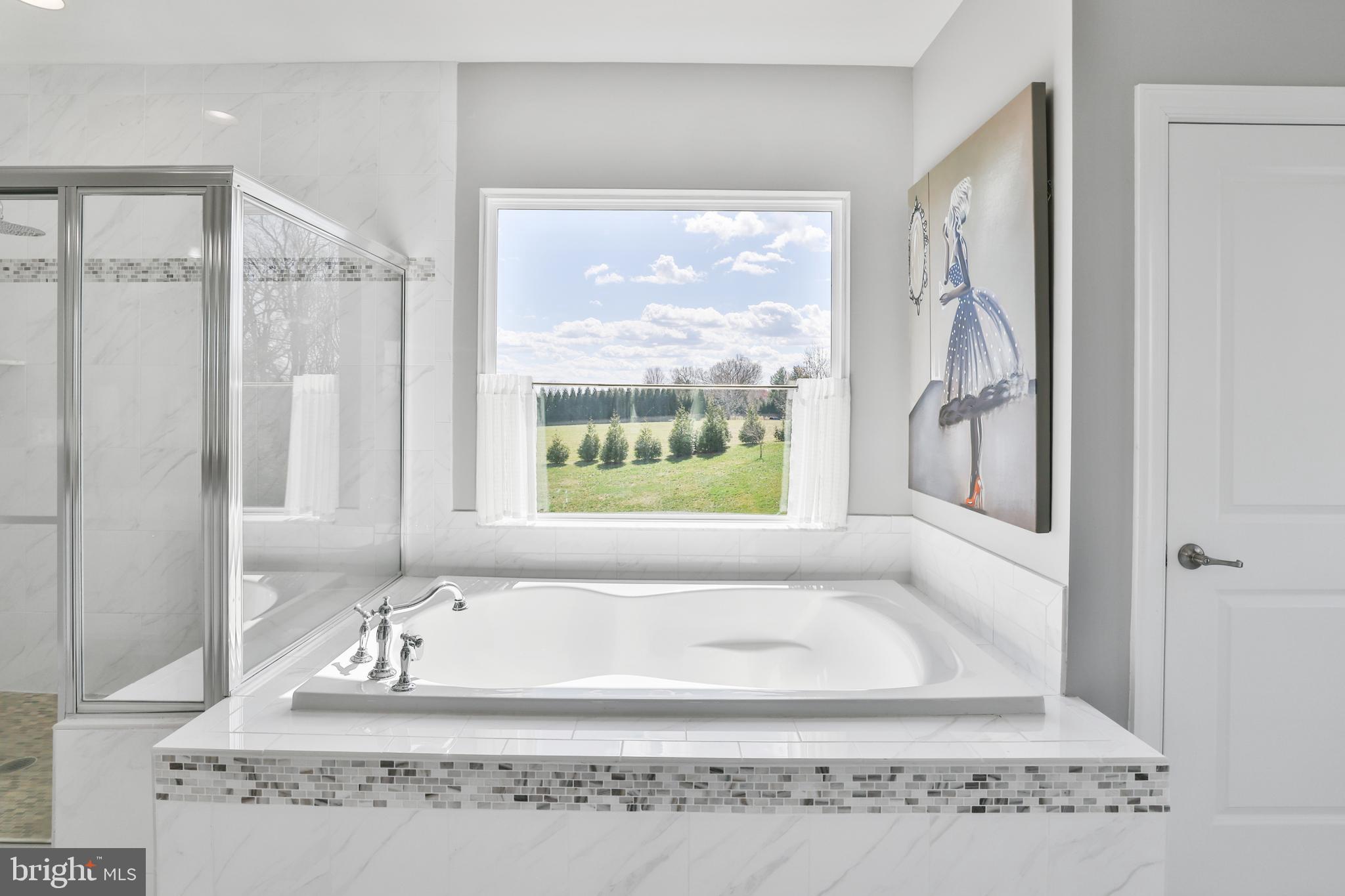 VILLAGE CASE - Residential