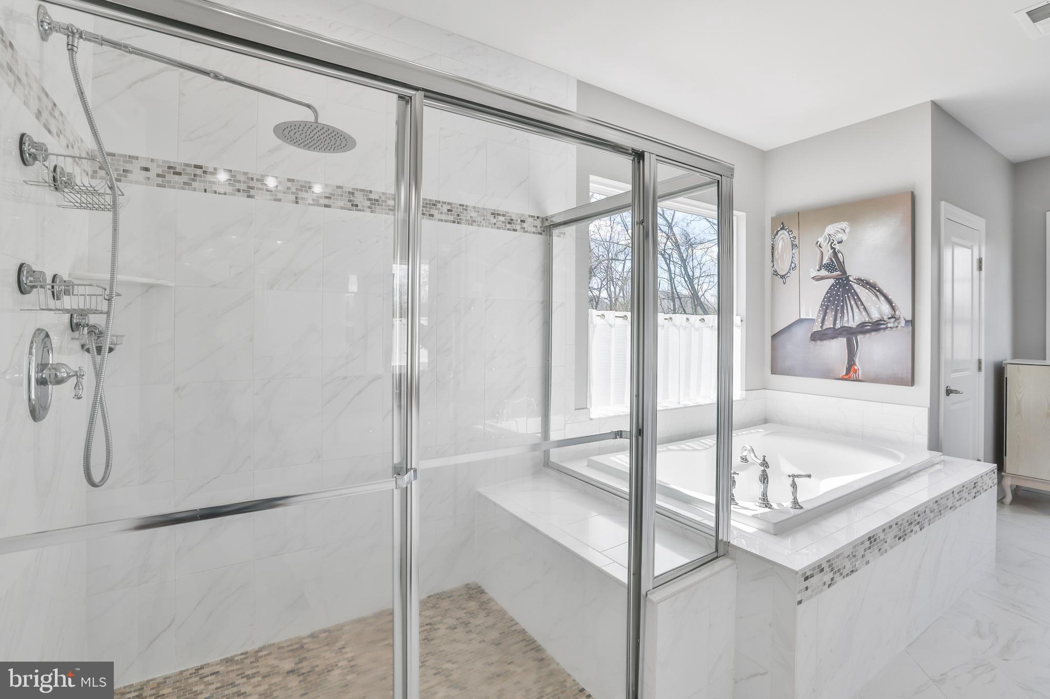 VILLAGE CASE - Residential