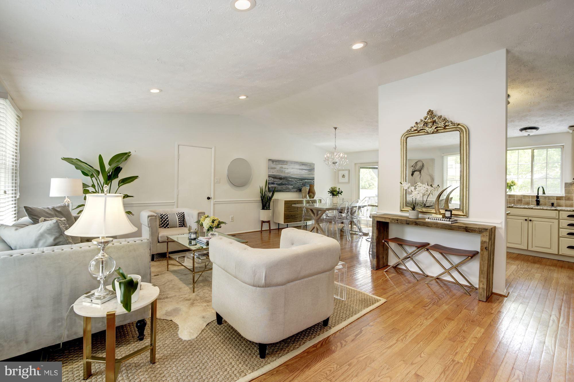 FAIRFAX CLUB ESTATES - Residential