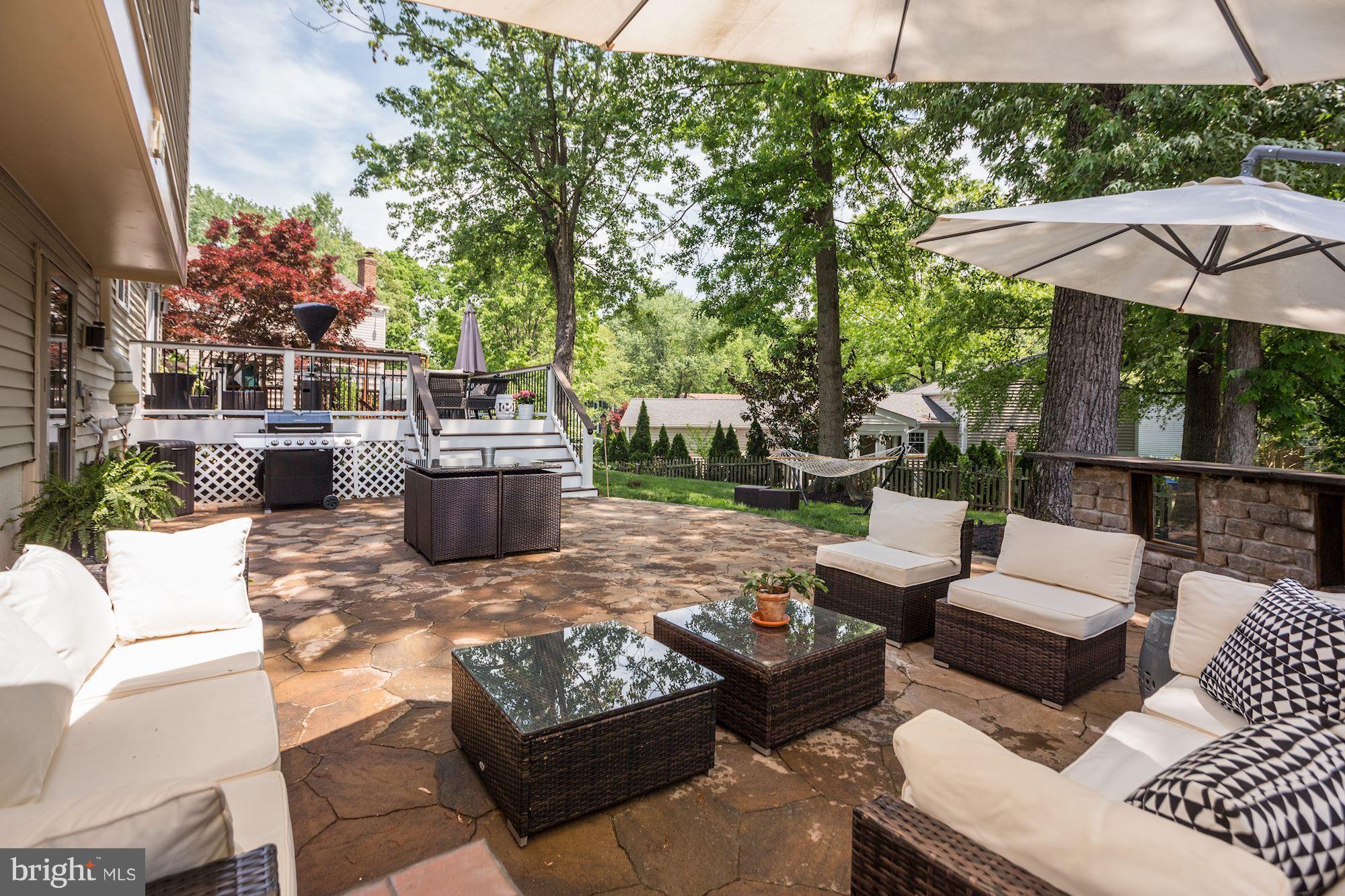 FAIRFAX CLUB ESTATES - Residential