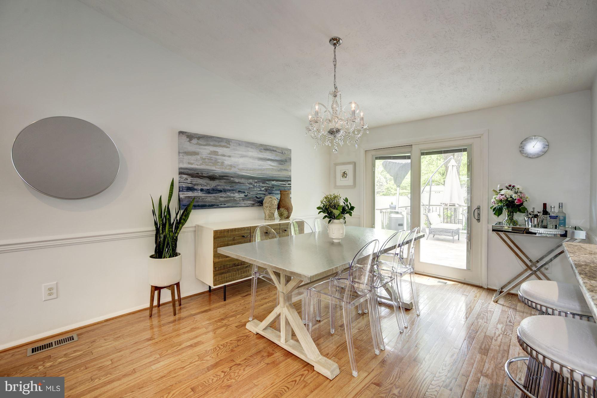 FAIRFAX CLUB ESTATES - Residential