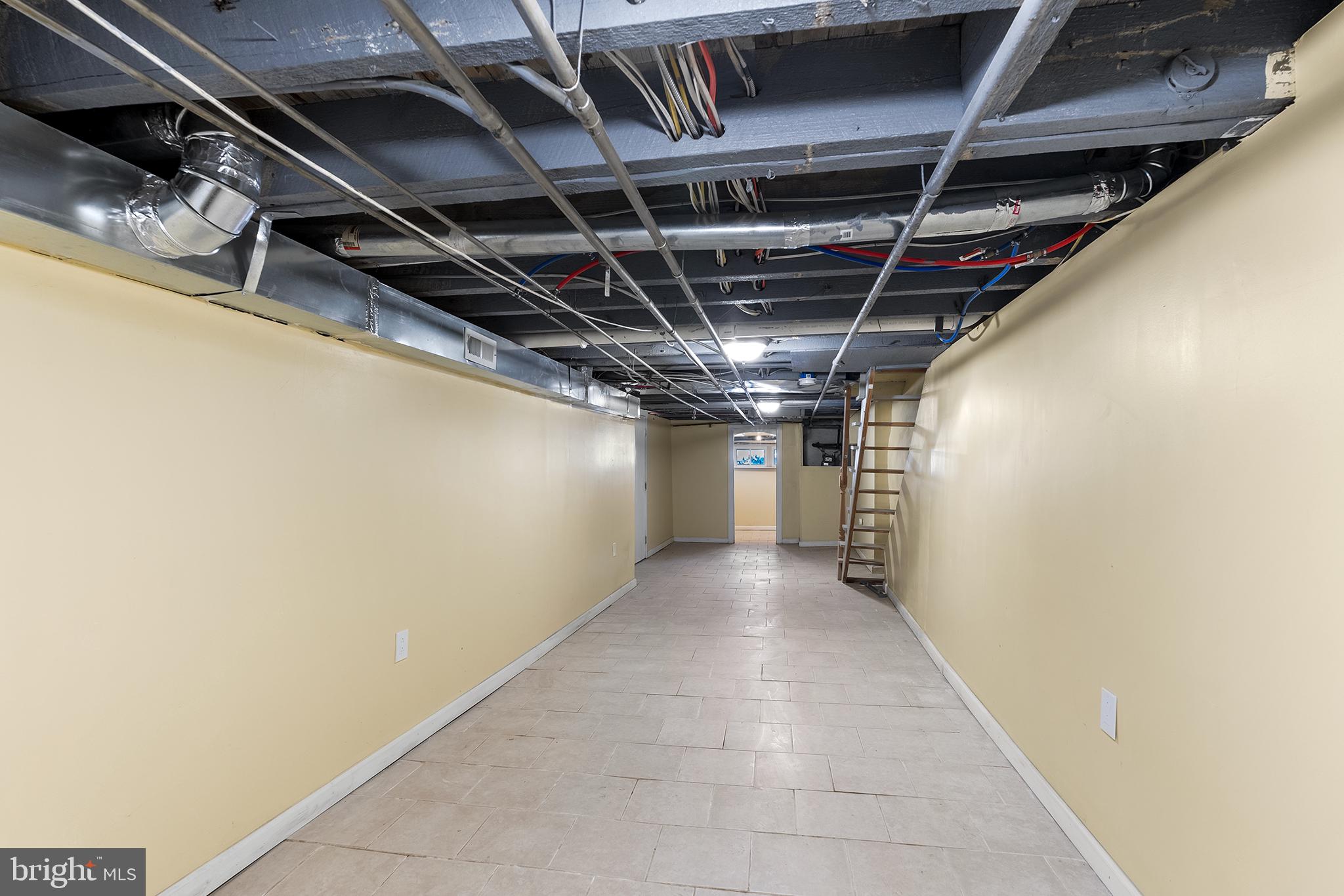 WEST PHILADELPHIA - Residential