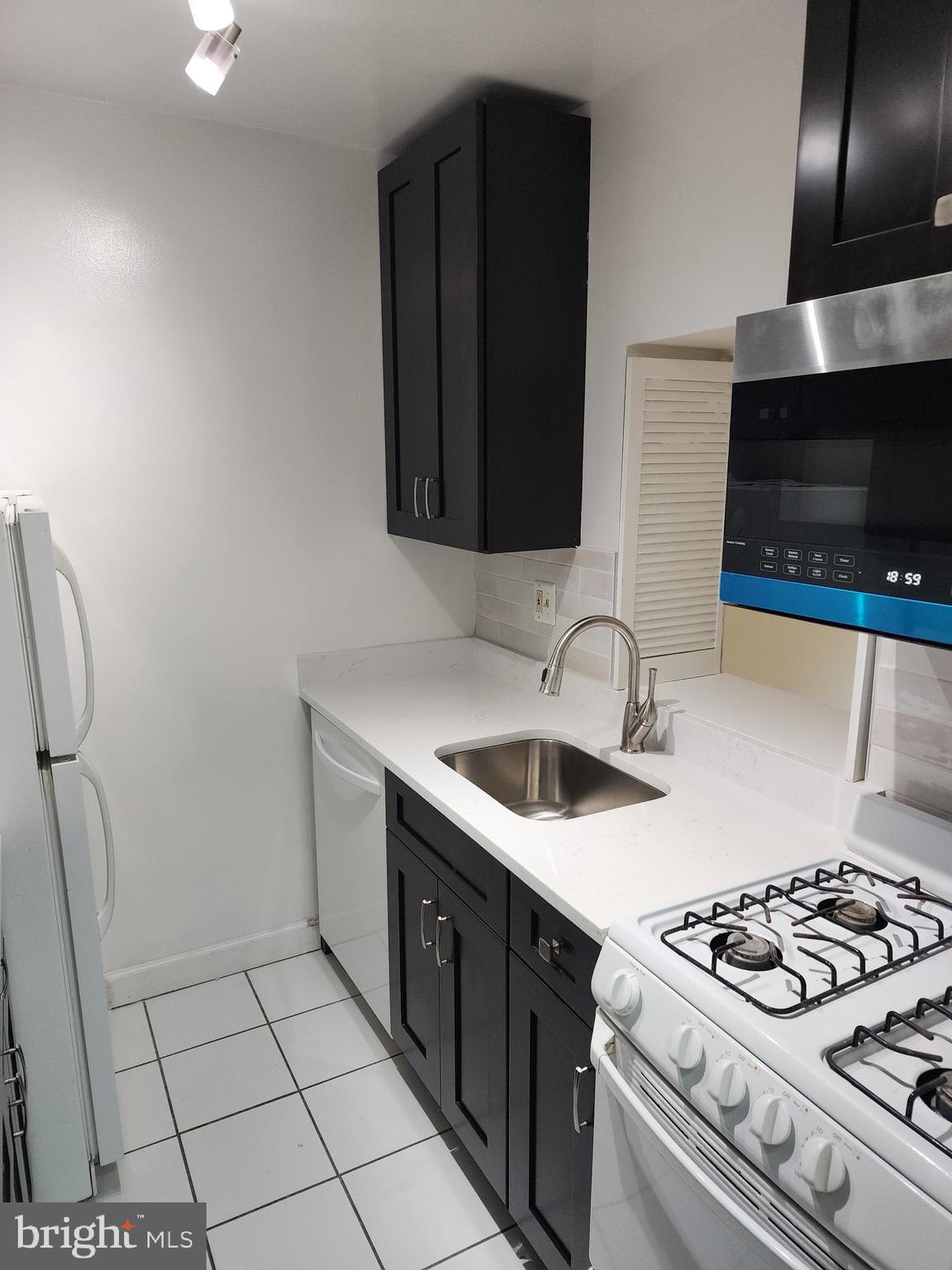 1111 ARLINGTON BOULEVARD 440