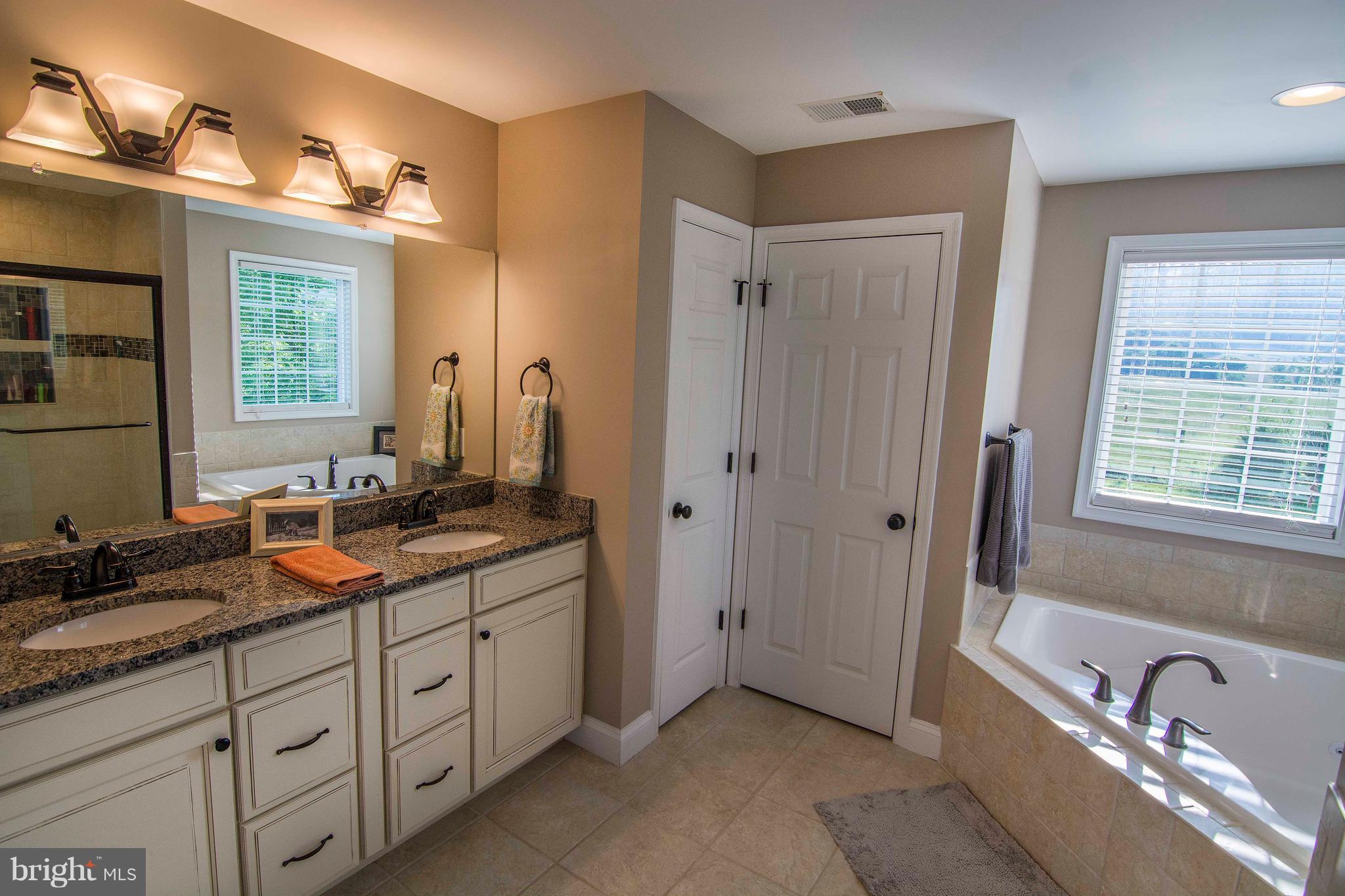 WILLOW BROOK - Residential