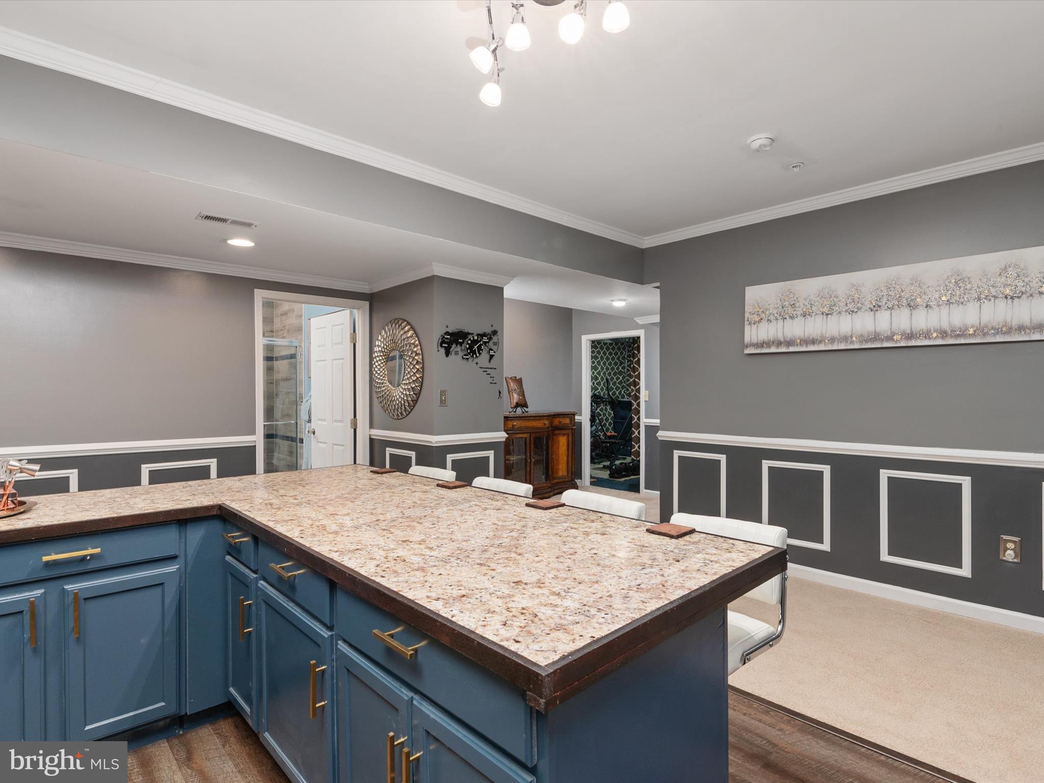 BALMORAL-PLAT 10> - Residential