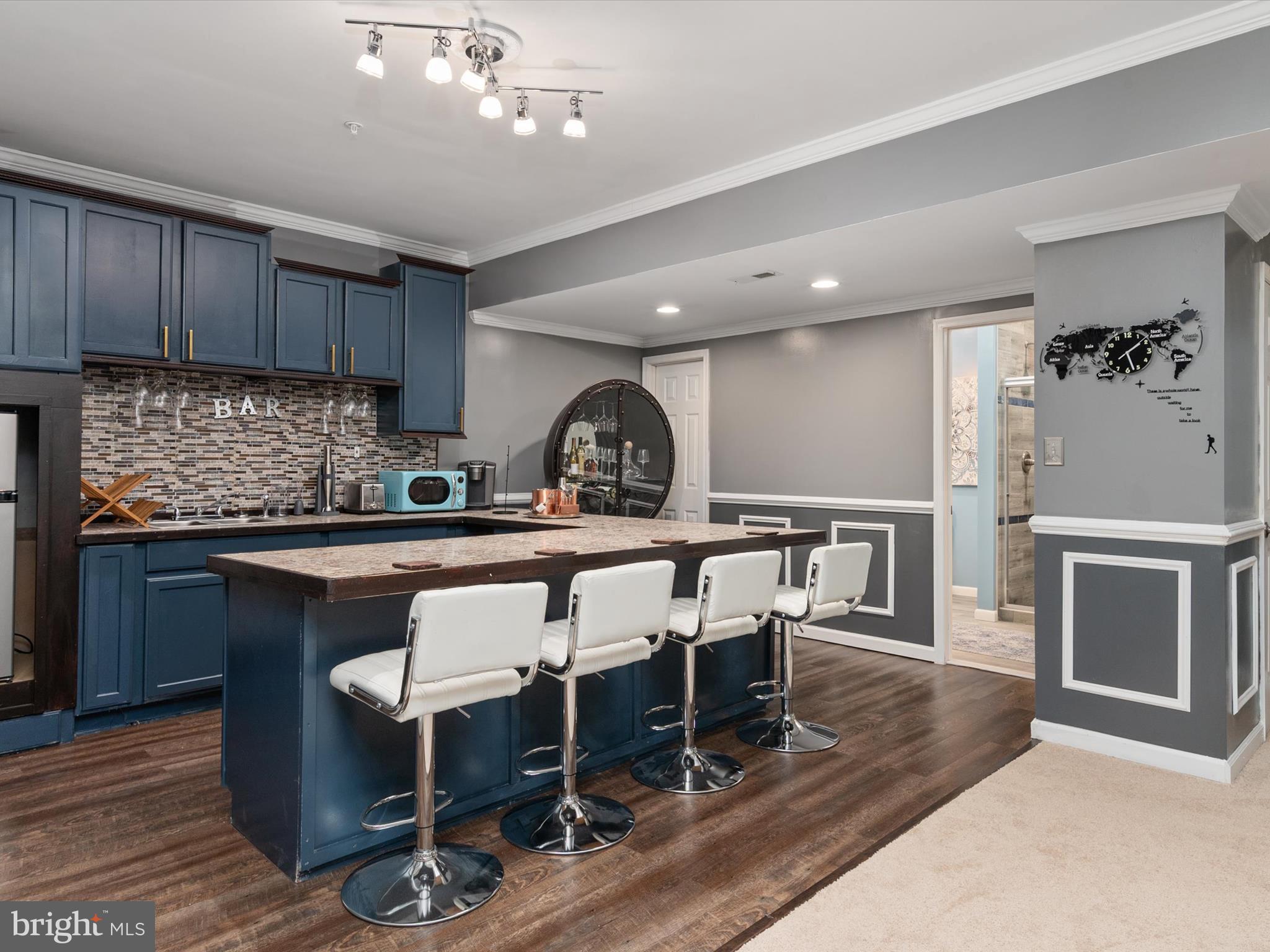 BALMORAL-PLAT 10> - Residential