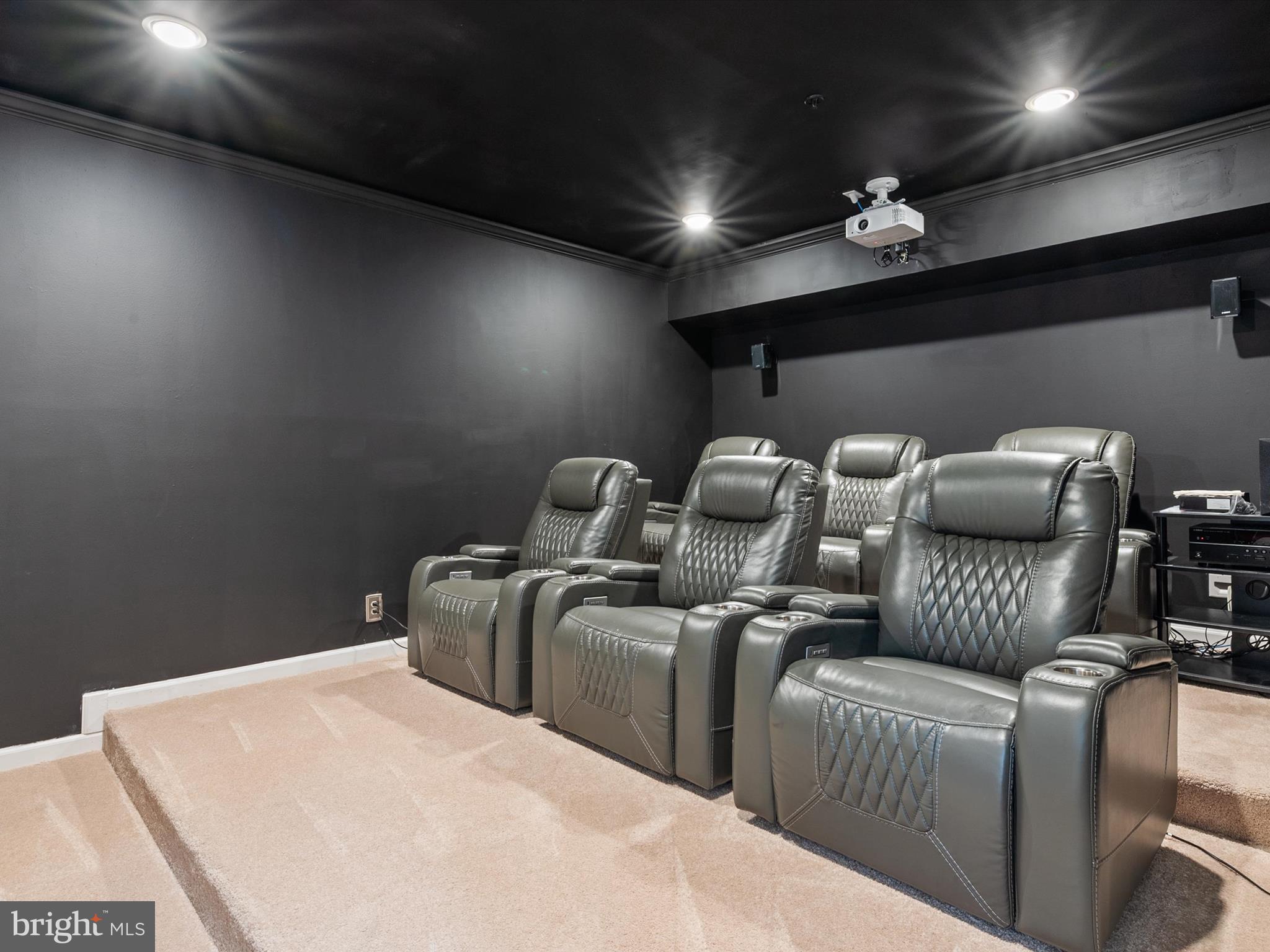 BALMORAL-PLAT 10> - Residential