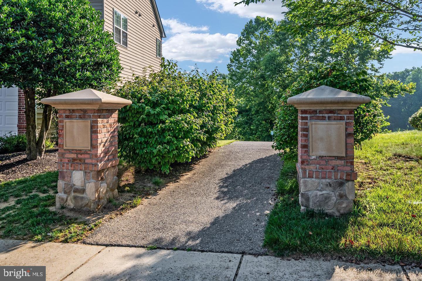 BALMORAL-PLAT 10> - Residential