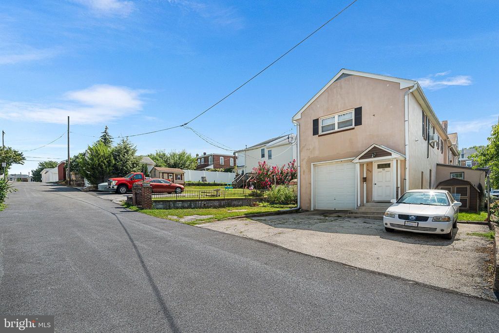 Photo of 407 Holstein Street, BRIDGEPORT, PA 19405 (MLS # PAMC2156822)