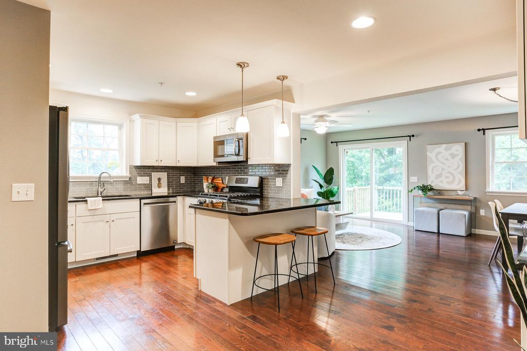 Photo of 116 CASCADE CT, MOUNTVILLE, PA 17554 (MLS # PALA2038440)