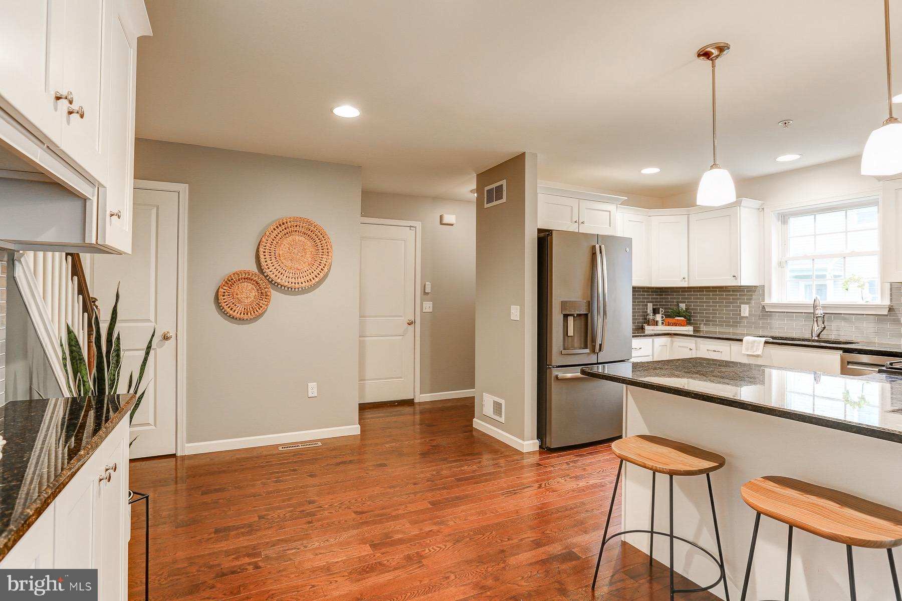 MANOR HEIGHTS - Residential