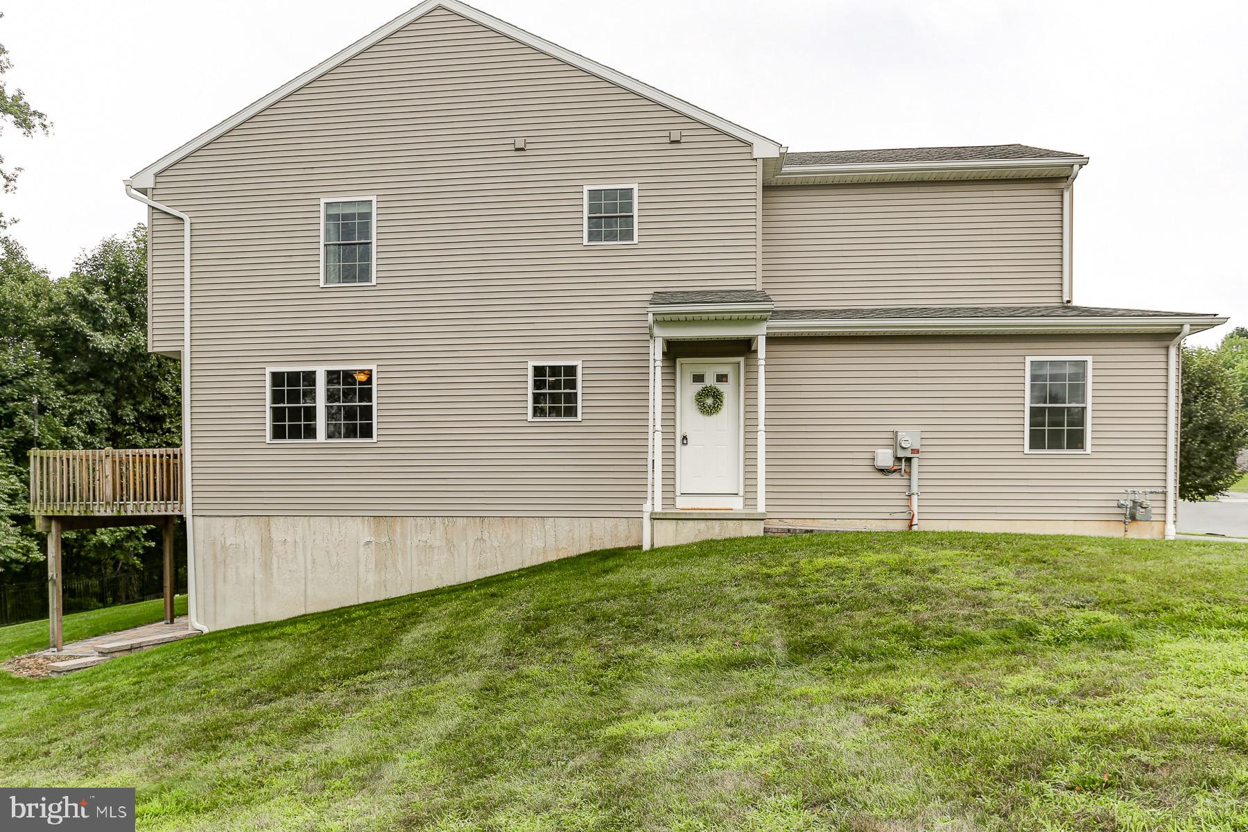 MANOR HEIGHTS - Residential