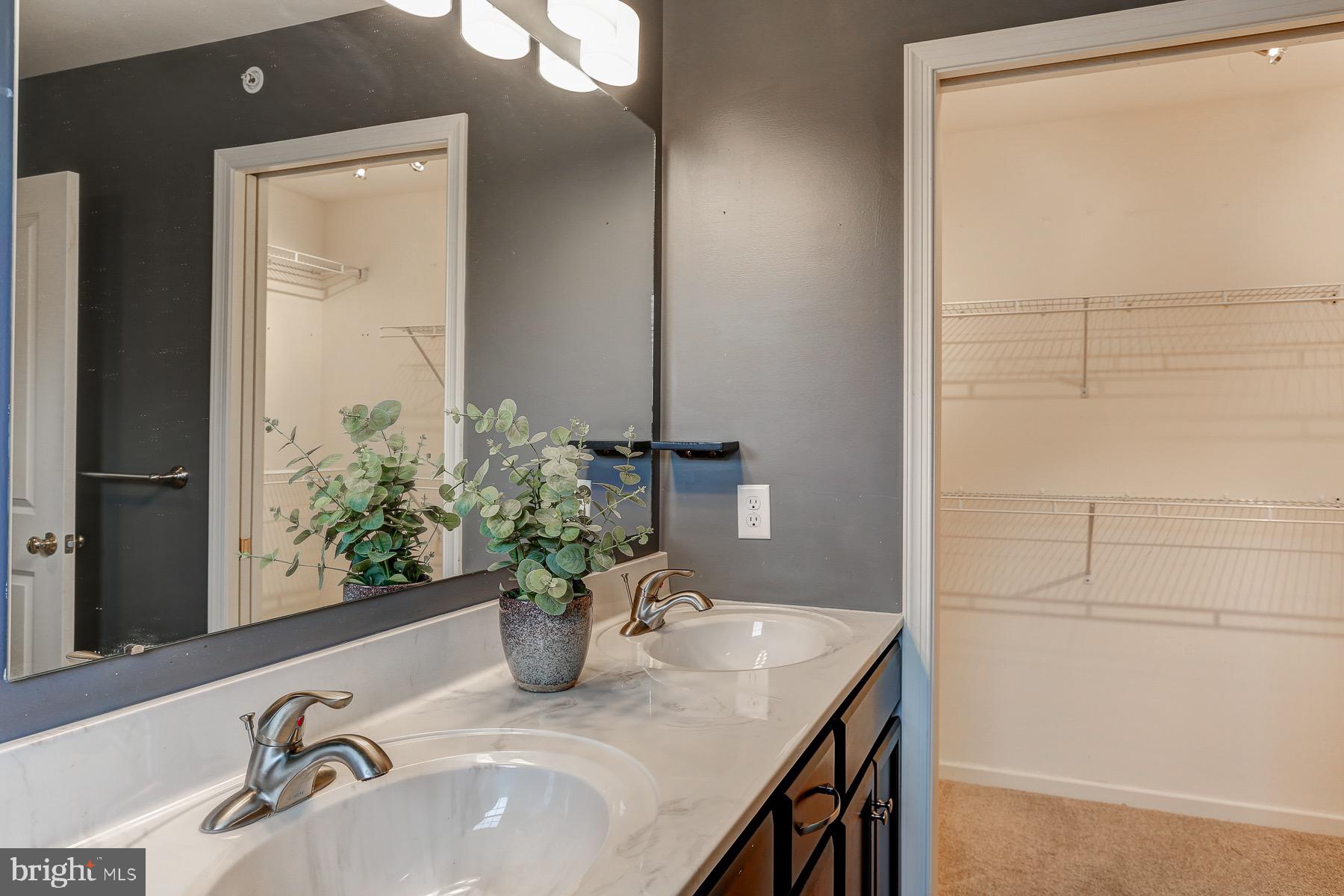 MANOR HEIGHTS - Residential