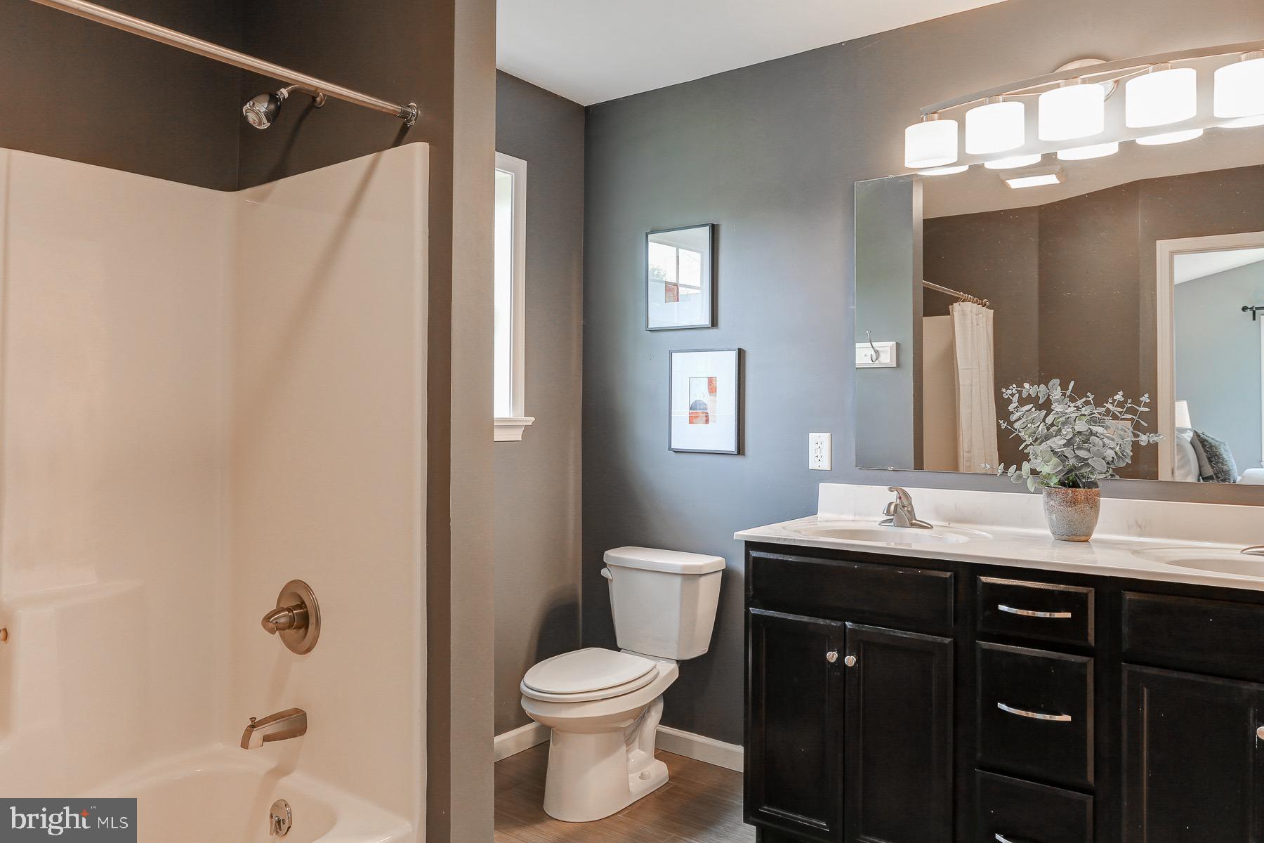 MANOR HEIGHTS - Residential